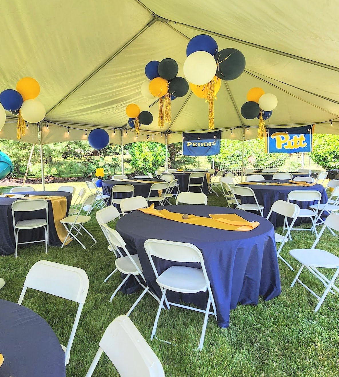 tent balloons grad party.jpg