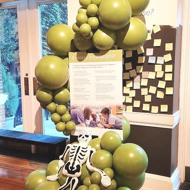 easel garland fiona.jpg