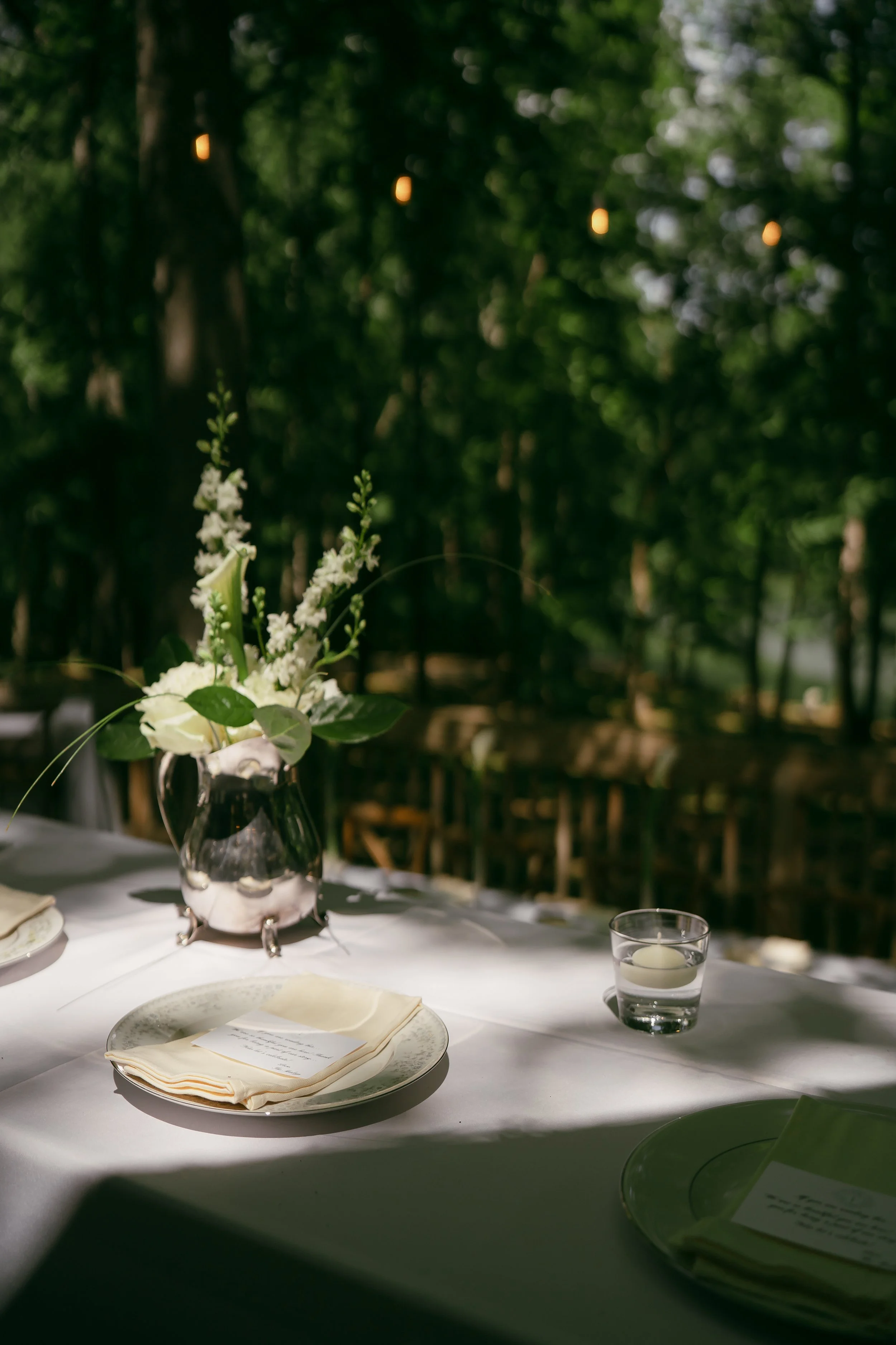 Elopement vs Big Wedding: Which One is Right for You?