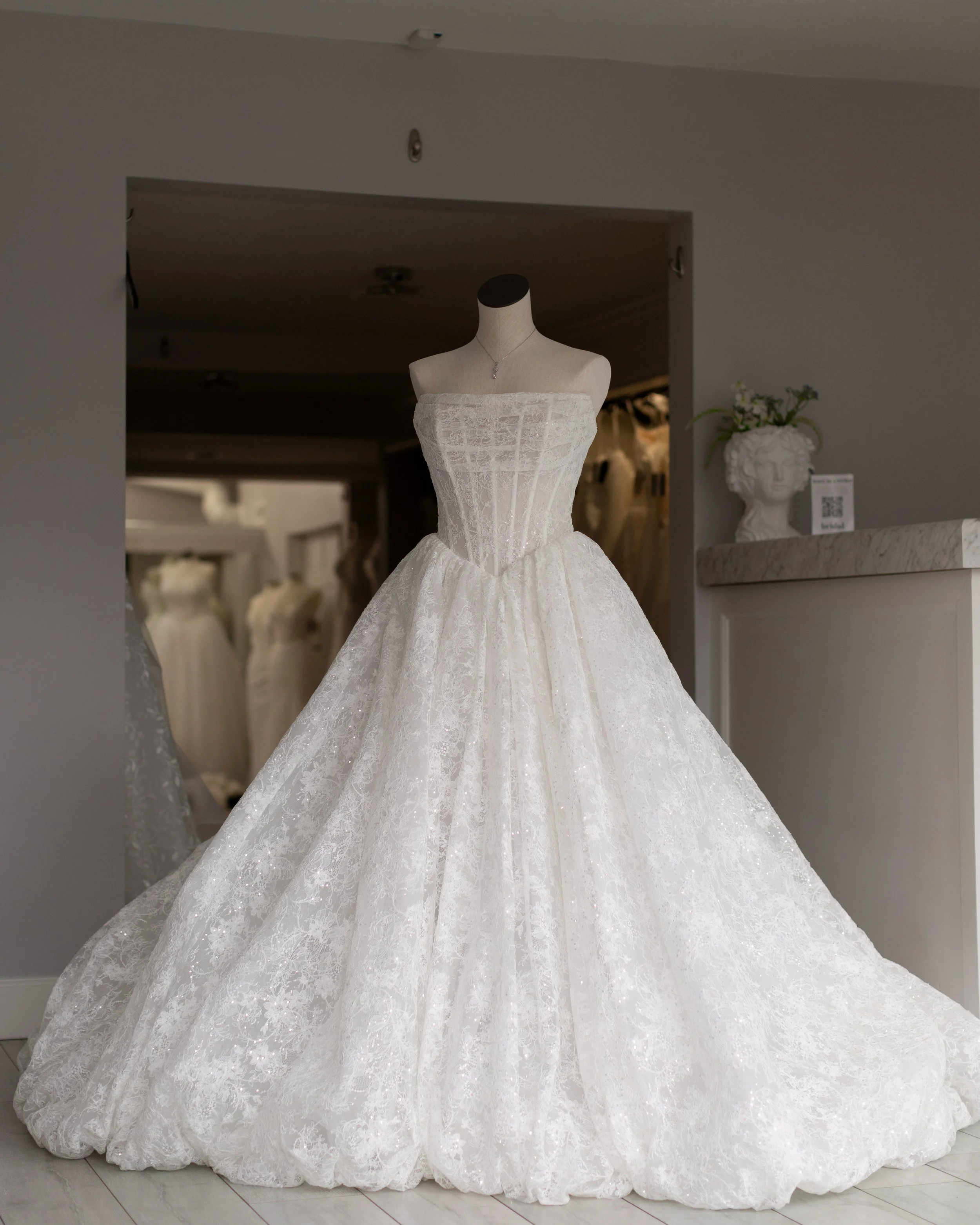 Ballgown Size 16