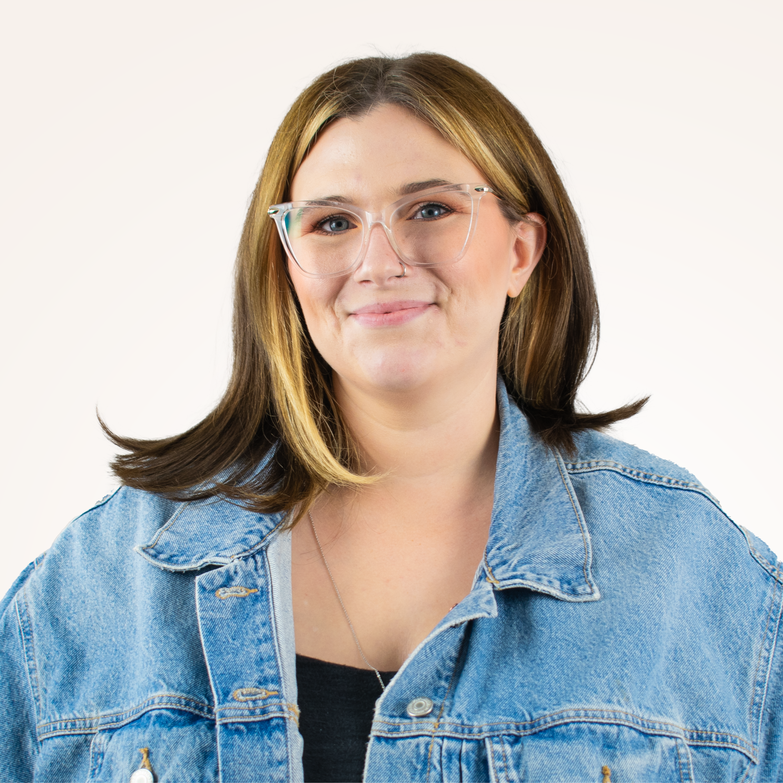 Ashlee-Loney.png