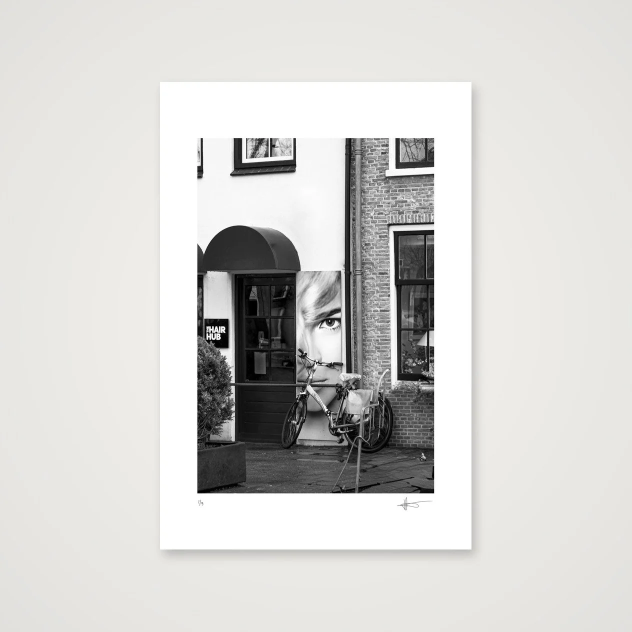 shot_table_199b4072_ad1d28f3.jpg