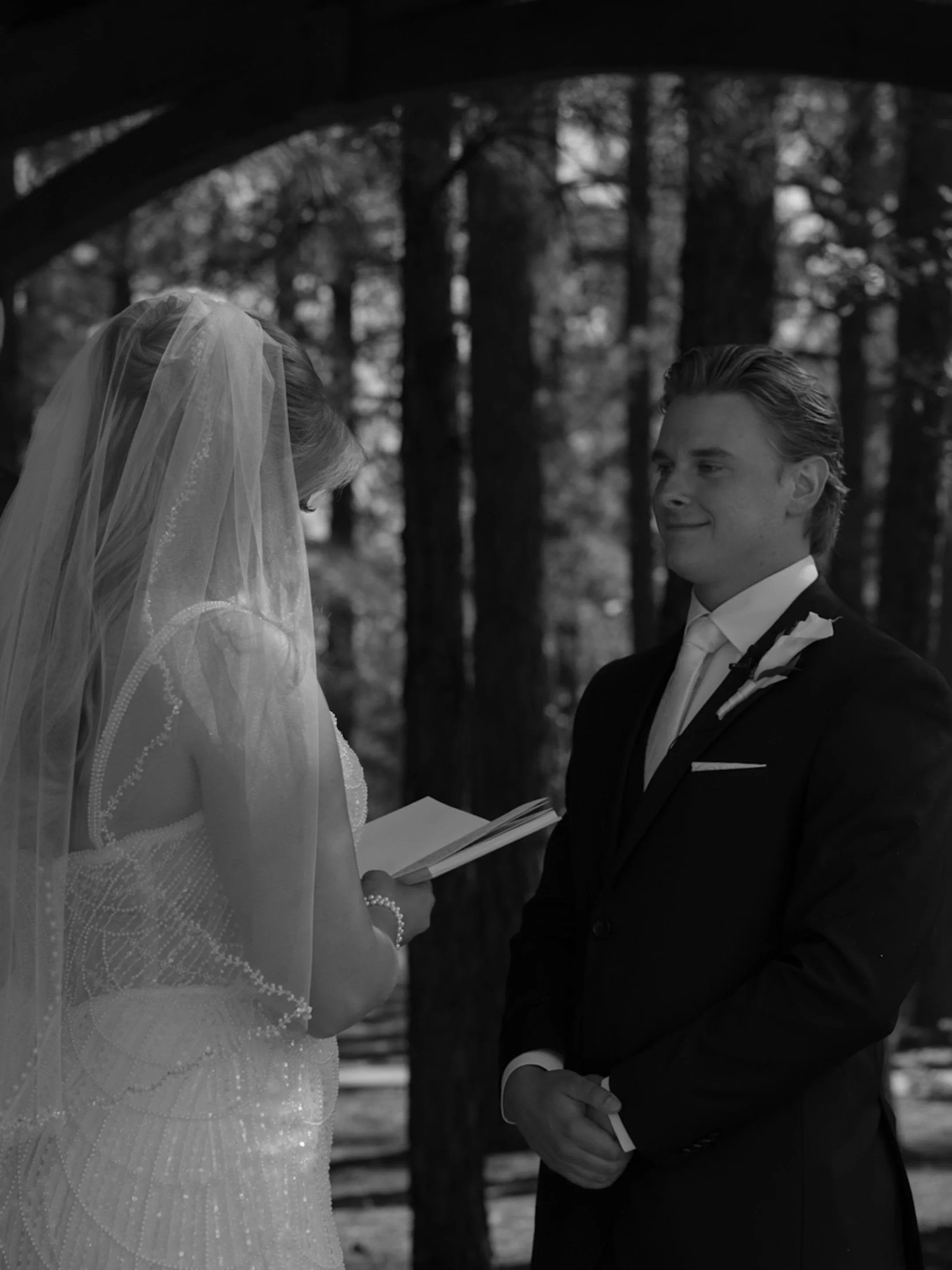 A little pt. 2 post for this day! A beautiful ceremony full of laughs and tears 🤍
&bull;
&bull;
&bull;

Keywords: Arizona Wedding Photographer, Flagstaff Wedding Photographer, Colorado Wedding Photographer, Documentary Style Photography, Grand Canyo