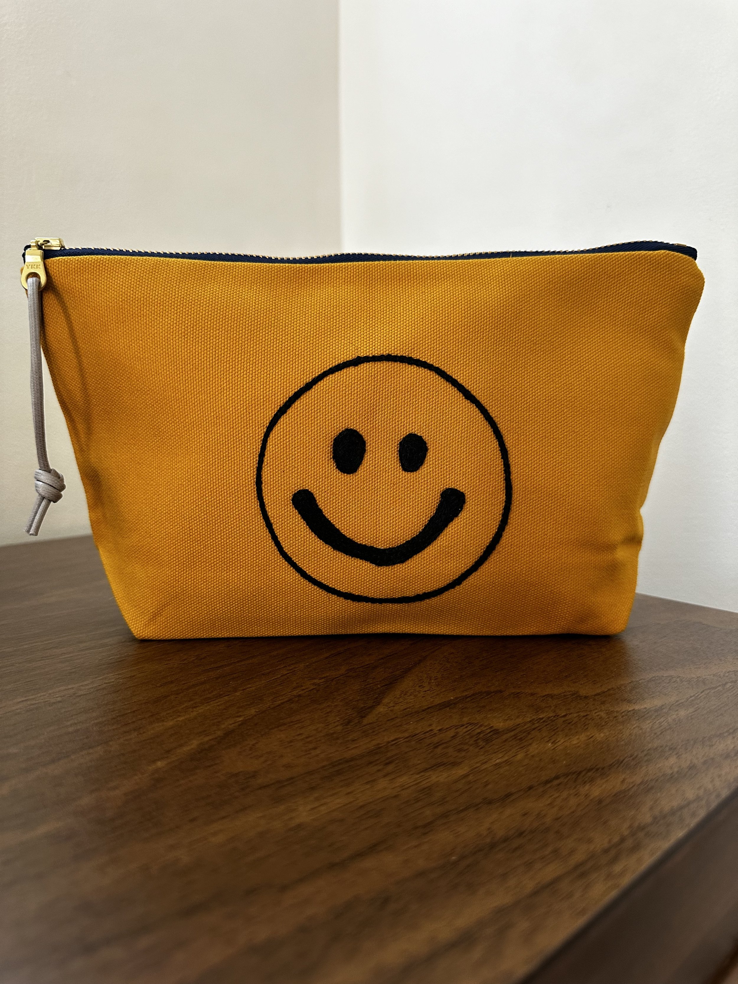 Smiley Zipper Pouch