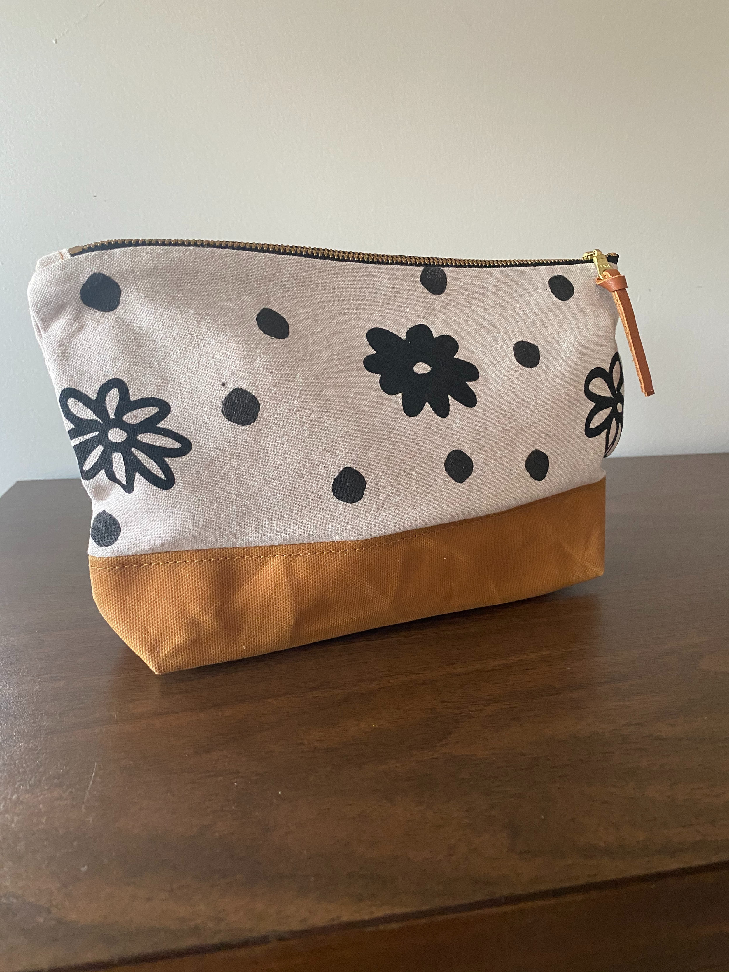 Floral Canvas Zipper Pouch