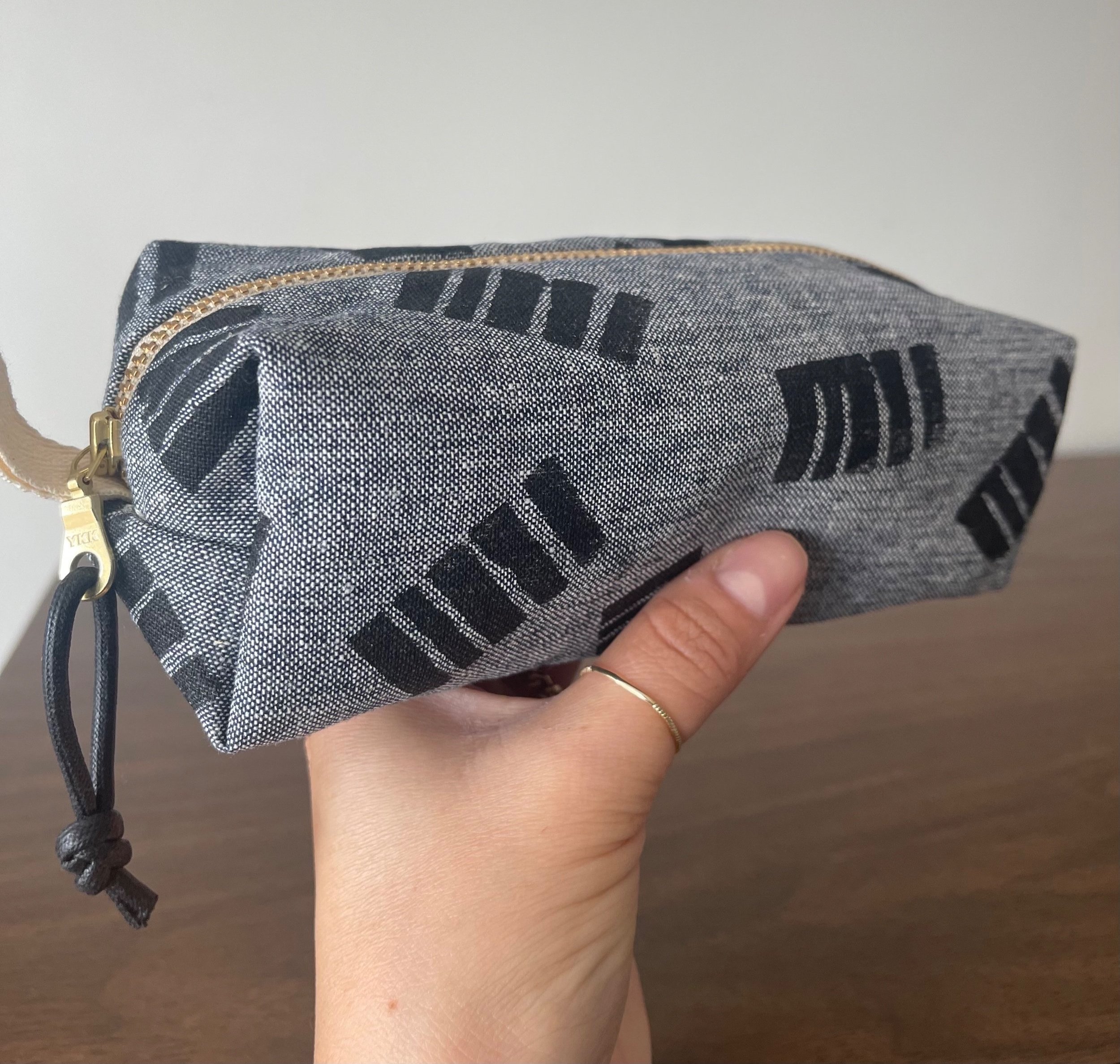 smallpillarsboxpouch5.jpg