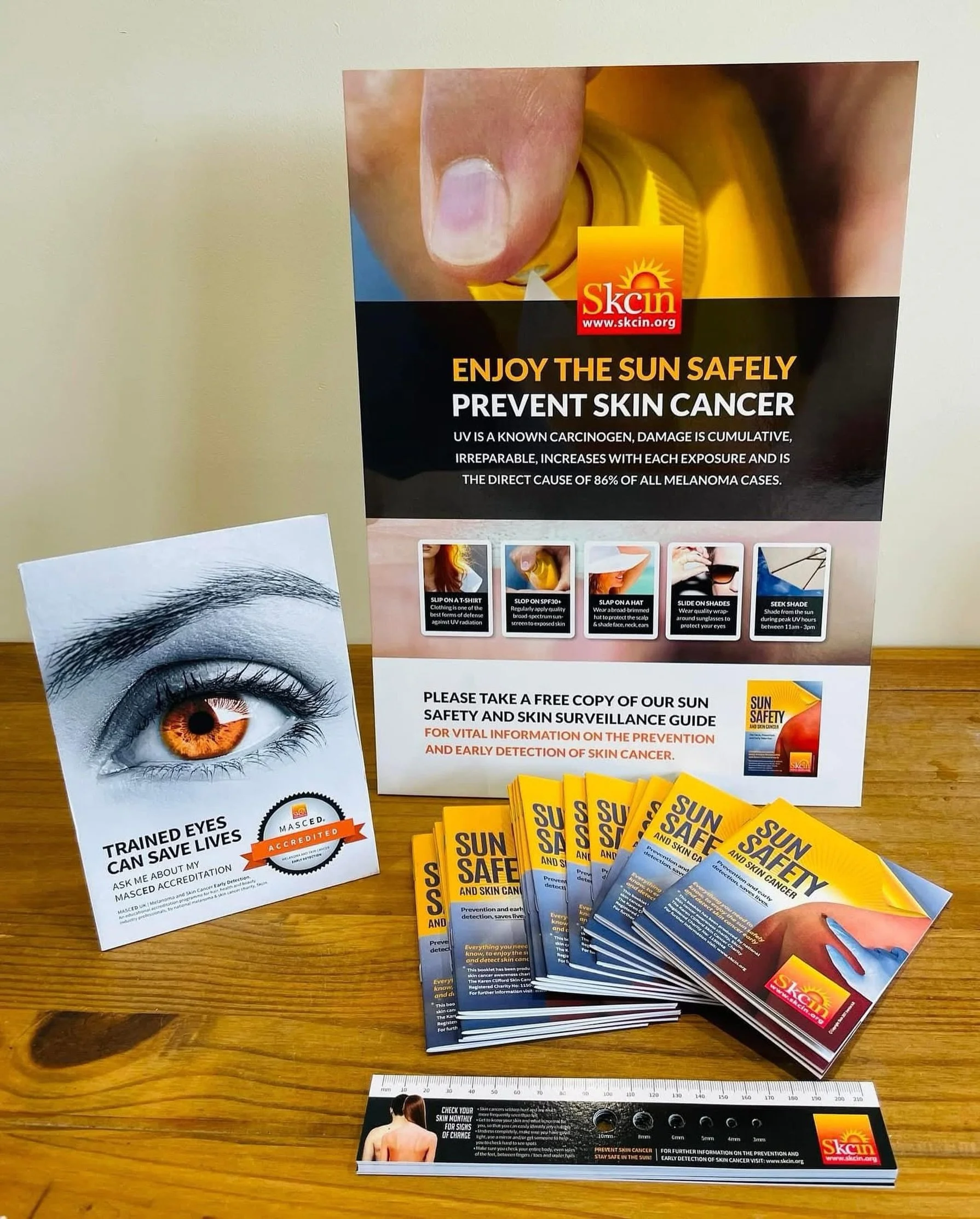 ☀️Pick up a free sun safety booklet &amp; mole size checker on your next visit to the salon. 

☀️For more information on checking moles &amp; skin blemishes on the face &amp; body your not sure about, visit @skcincharity 

#skcin #sunsafety #skincanc