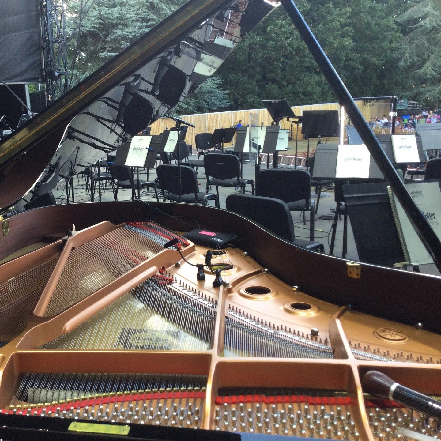 🎹✨ Tuning job today for the Harry Potter Concert at Warwick Castle 🏰
Challenging environment with so much noise around - stage setup, drilling, chatting crowds, strong winds, and even the Harry Potter film playing in the background! But the piano i