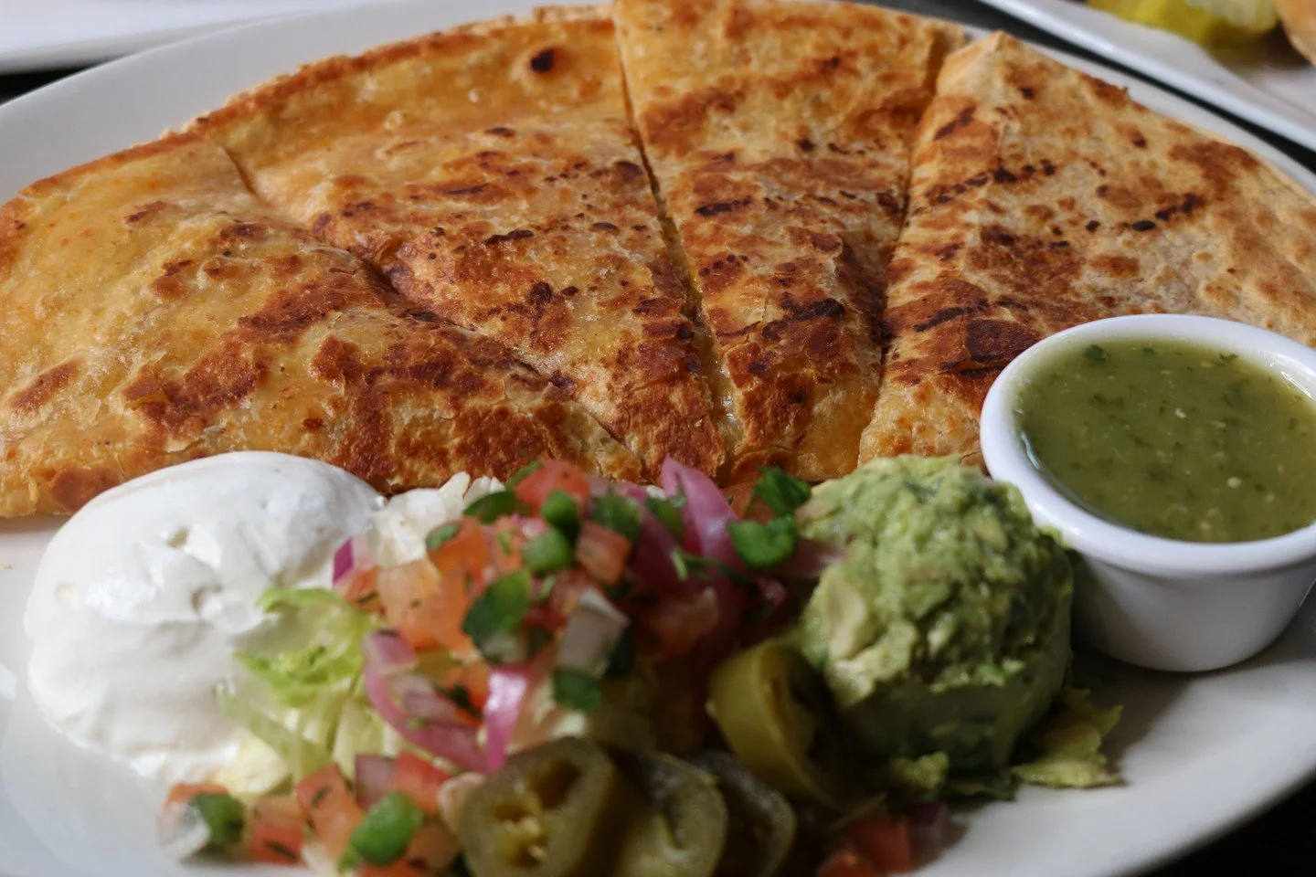 Game Day cravings = solved. 🏈🍔
It’s always Game Time at Versa, come hungry!