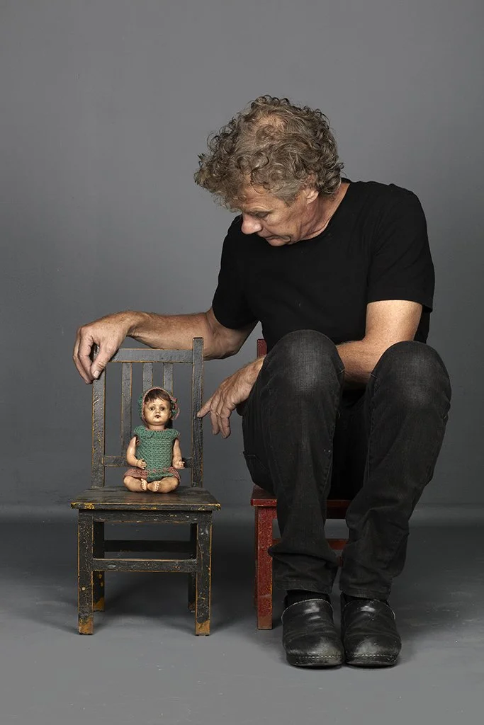 #97 - Trigger (Talking to Doll) - [24"x16"]