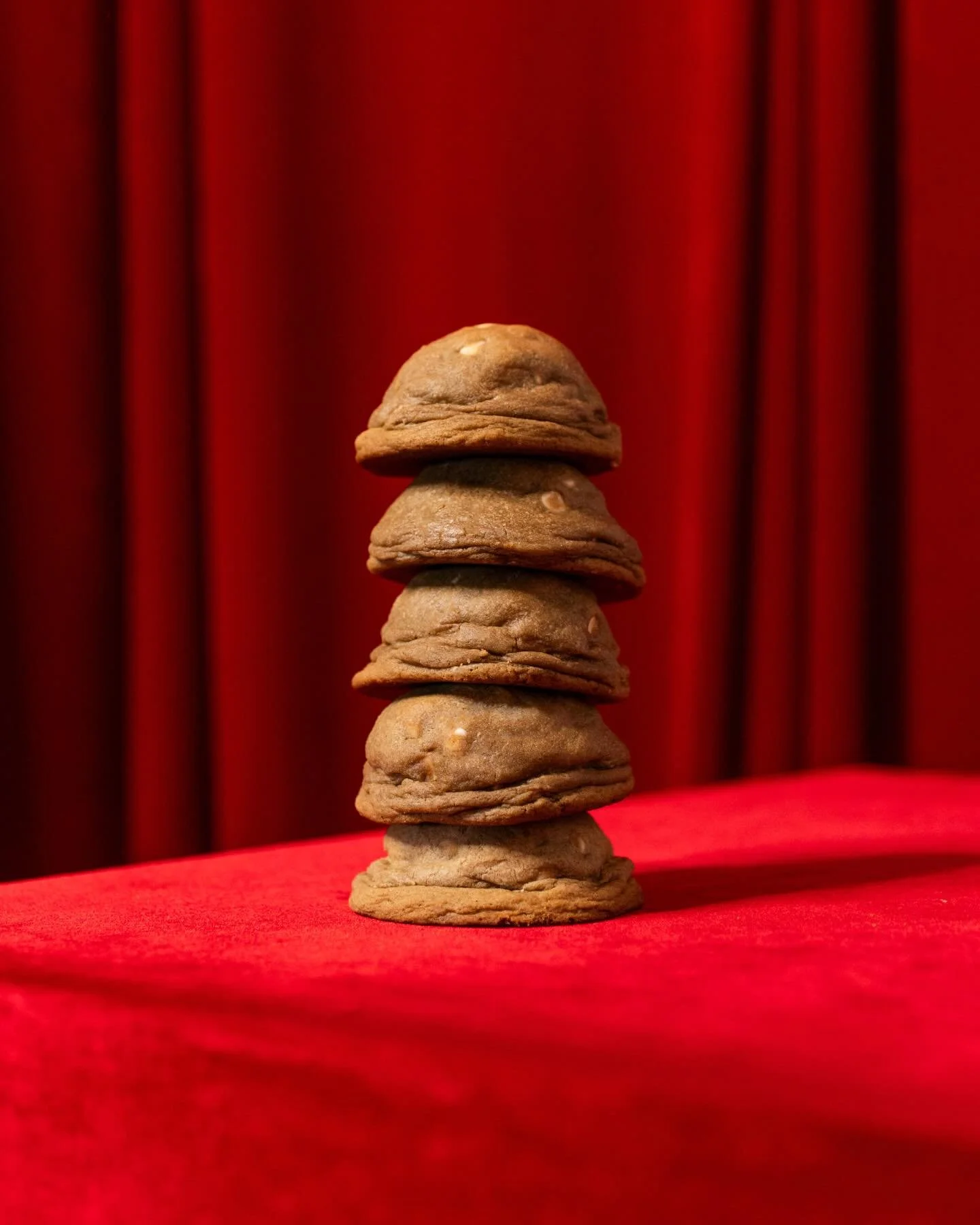 What&rsquo;s your favorite flavor of the holidays? Ours is stacked right here - Gingerbread, freshly crafted in the Dolce kitchen.

Order now at the link in bio. 

#dolcebytina #cookies #holidays