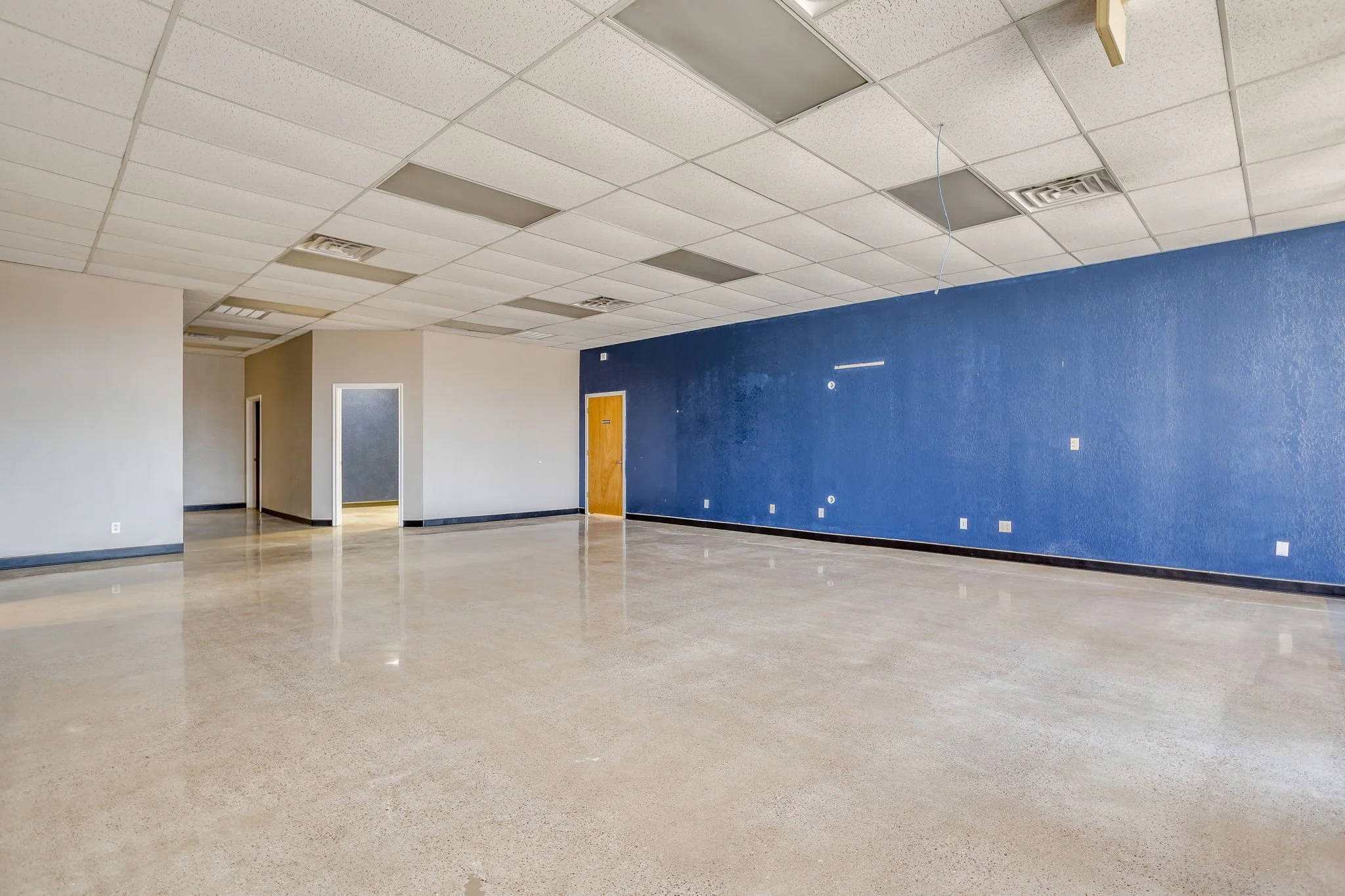 401 S Jim Wright Fwy (19 of 25).jpg