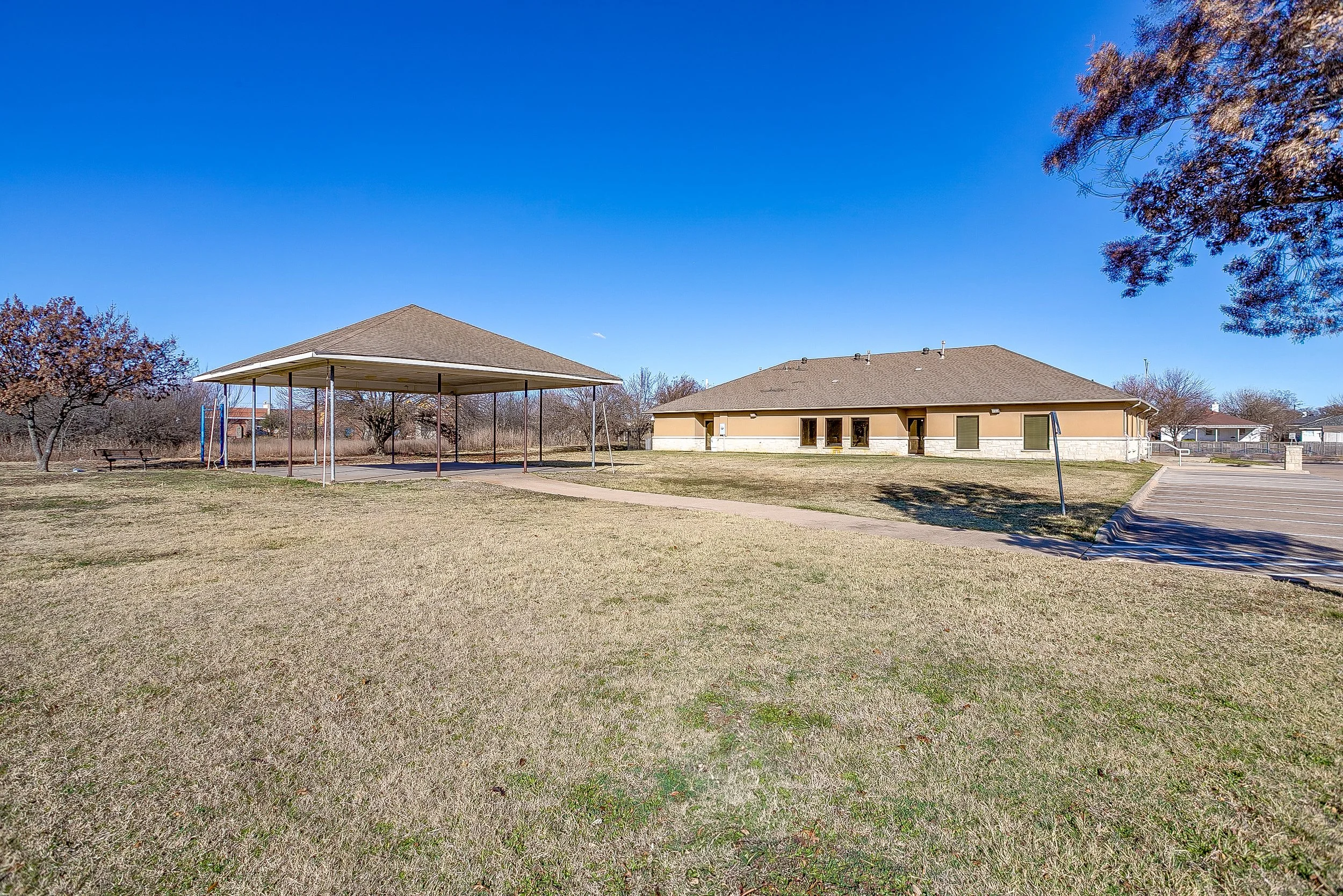 4255 W Risinger Rd | Office For Lease