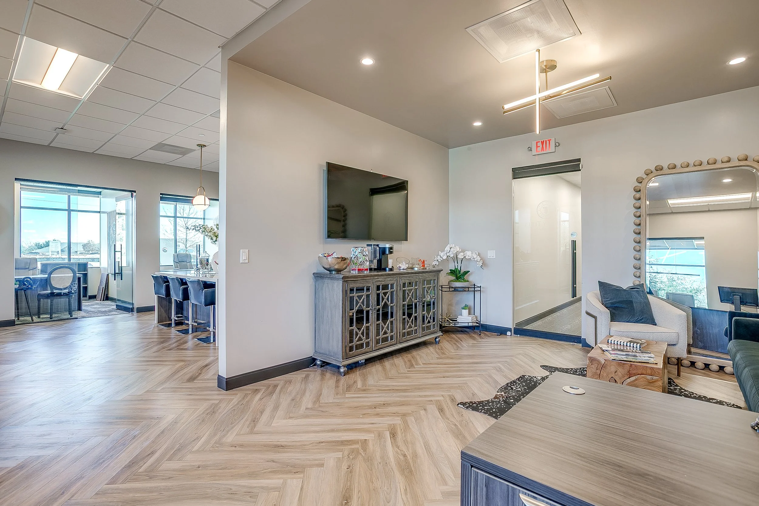 870 International Pkwy (2 of 14).jpg