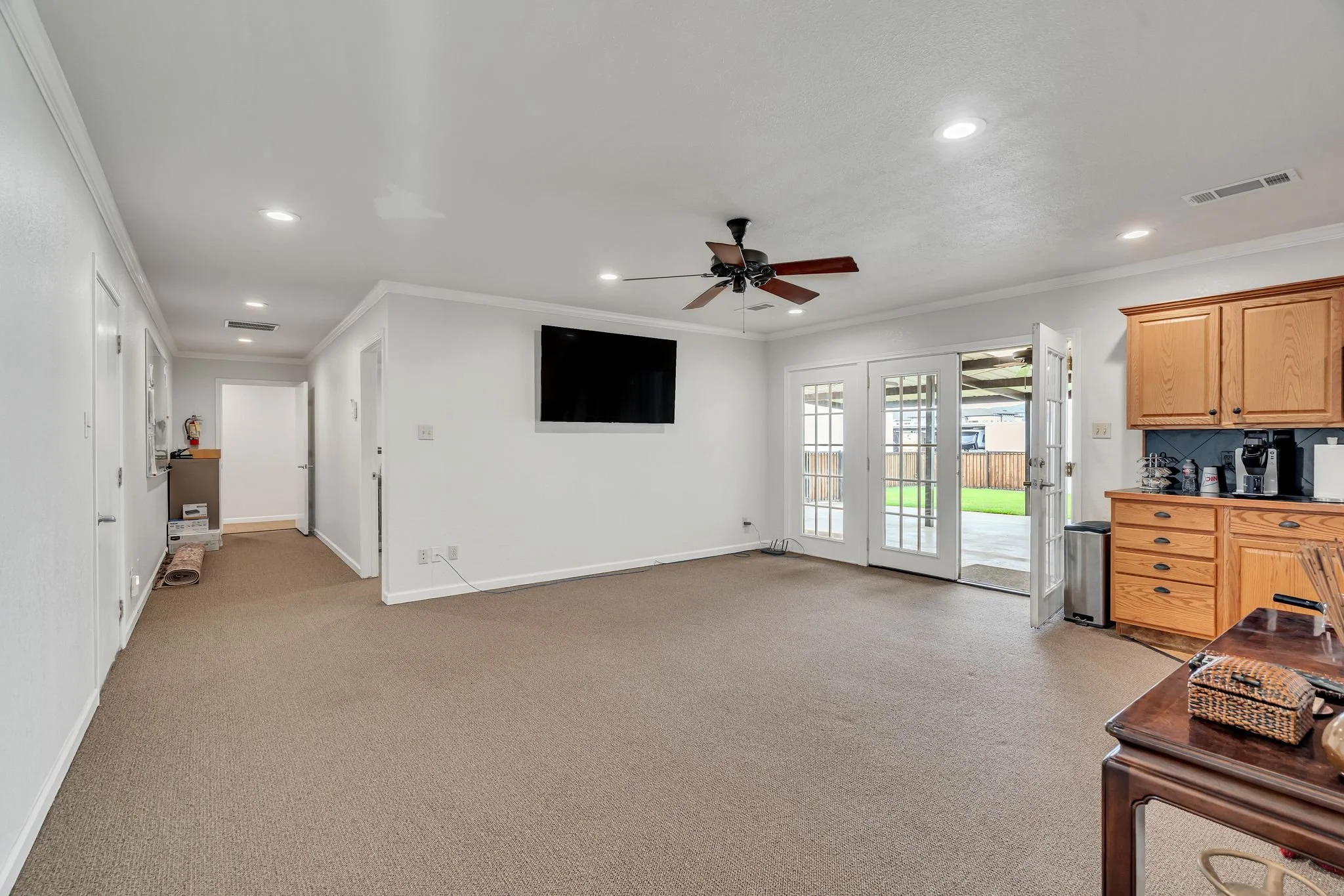 InteriorPhoto (2).jpg