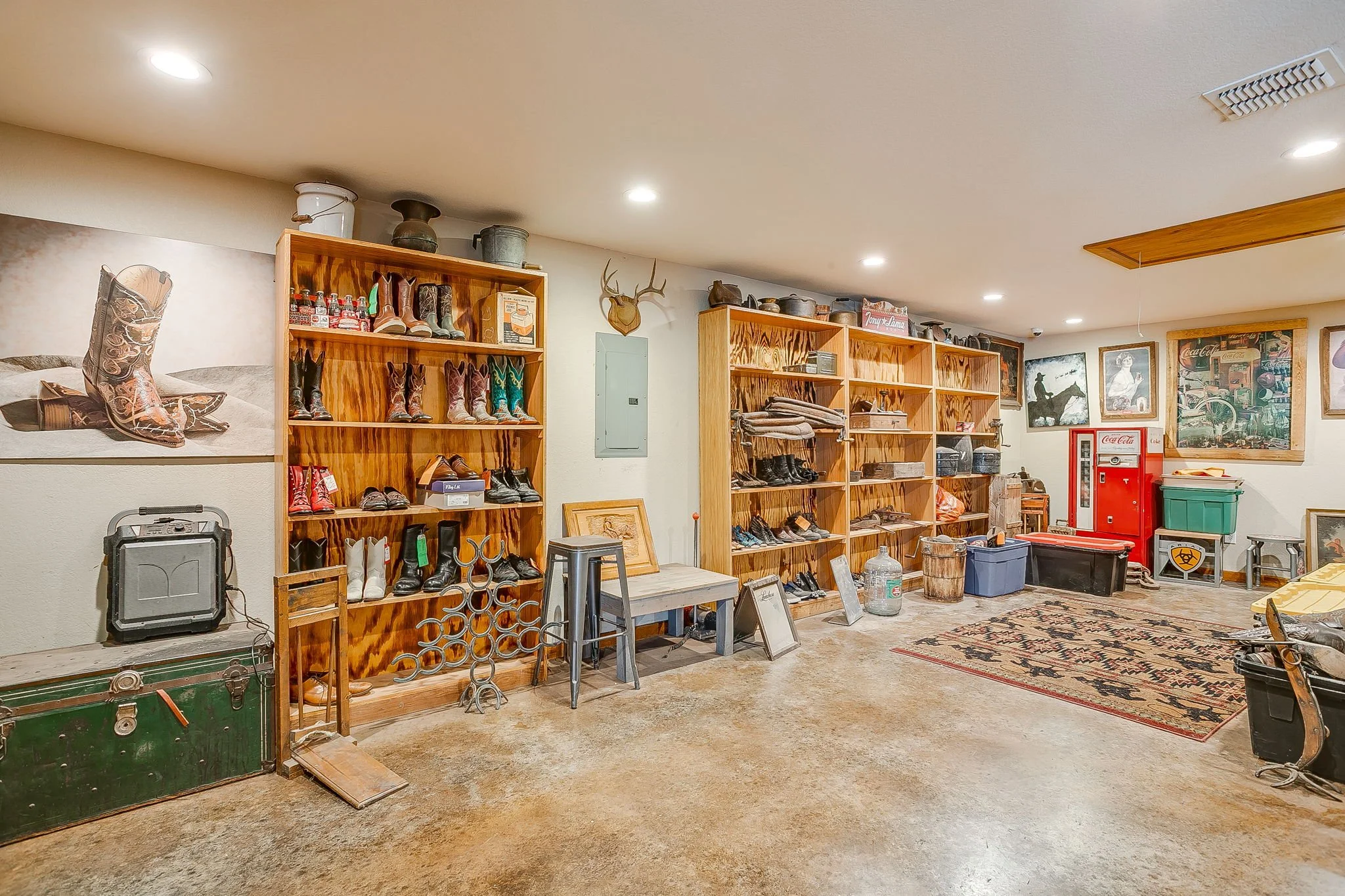 2524 Carson St (19 of 31) (1).jpg