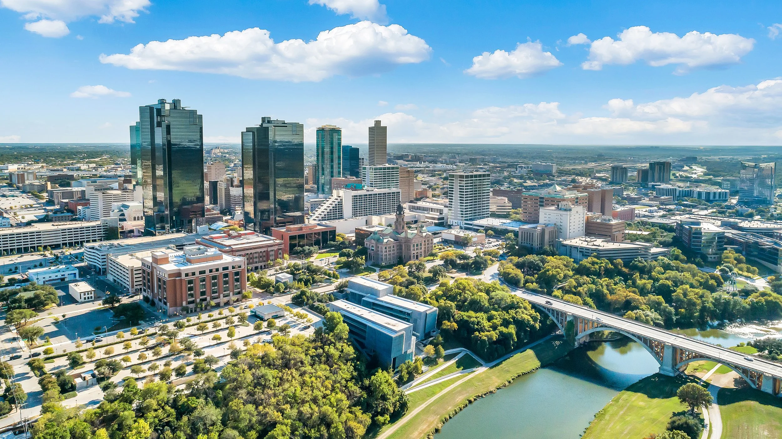 LanCarte Commercial Facilitates Industrial Lease Expansion for RF Manufacturing in Fort Worth&nbsp;