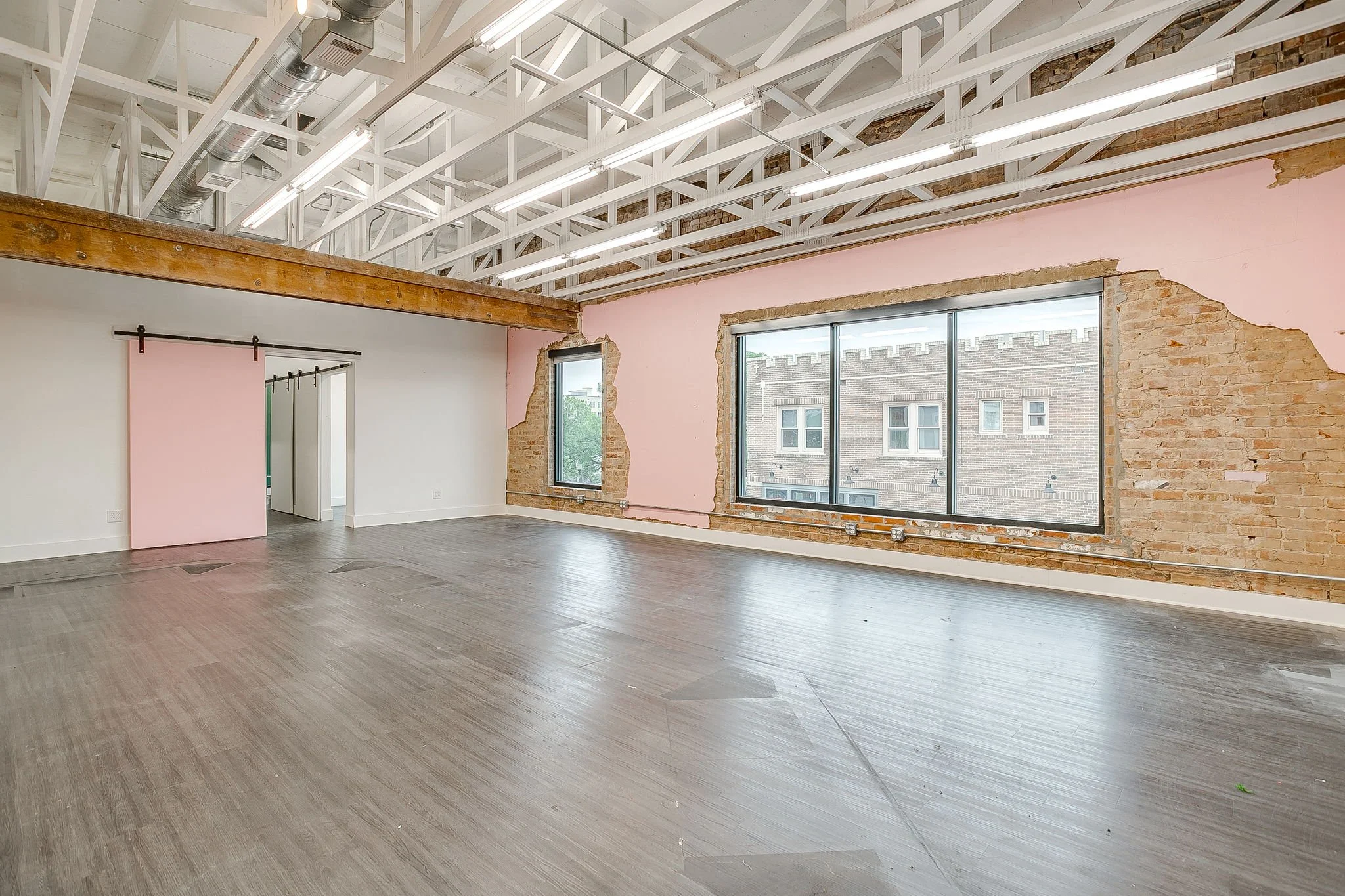 1201 W Magnolia Ave (13 of 20).jpg