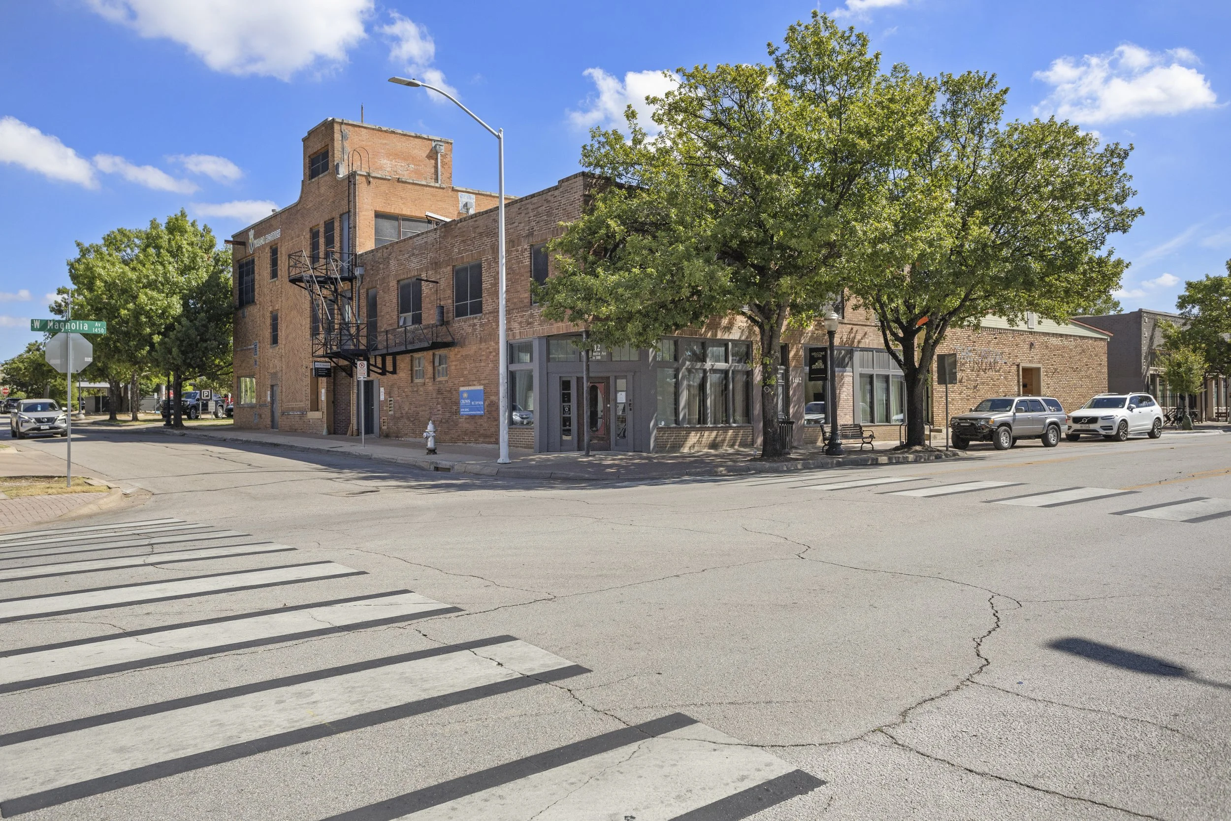 1412 W Magnolia -7.jpg