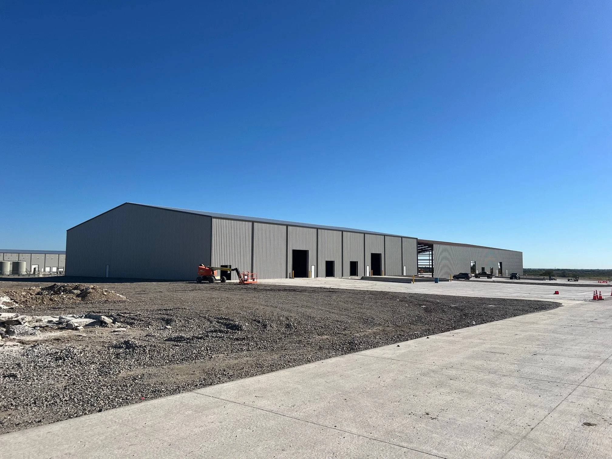 LanCarte Commercial Secures 31,500 SF Warehouse Lease in Rhome, Texas