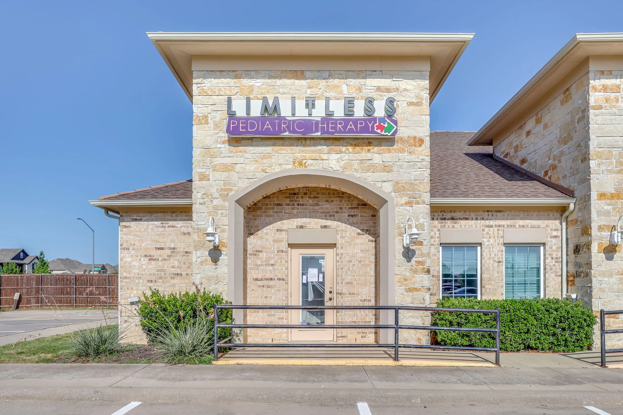 11751 Alta Vista Rd (4 of 23).jpg