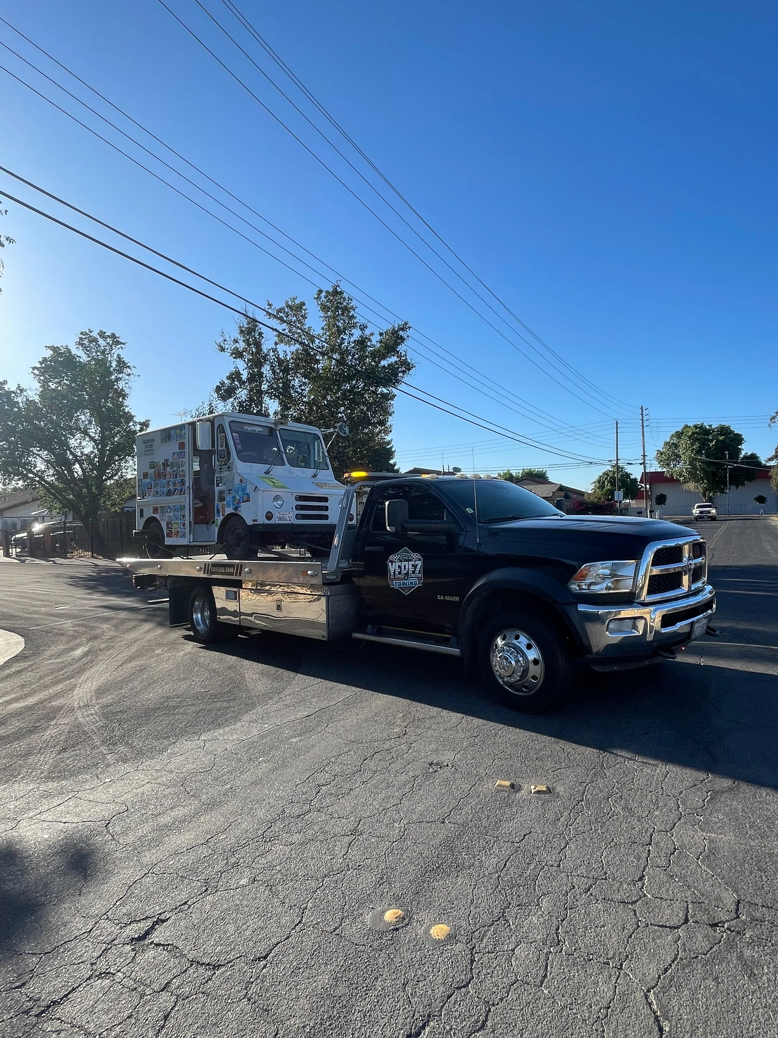 emergency tow truck near me