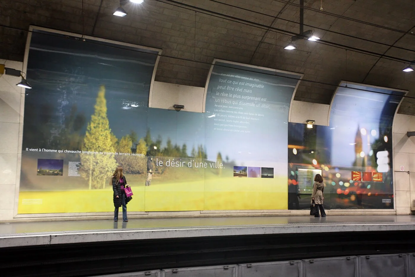 Exposition "Correspondances" avec Mariella G. Sola, Station RER Luxembourg, Paris