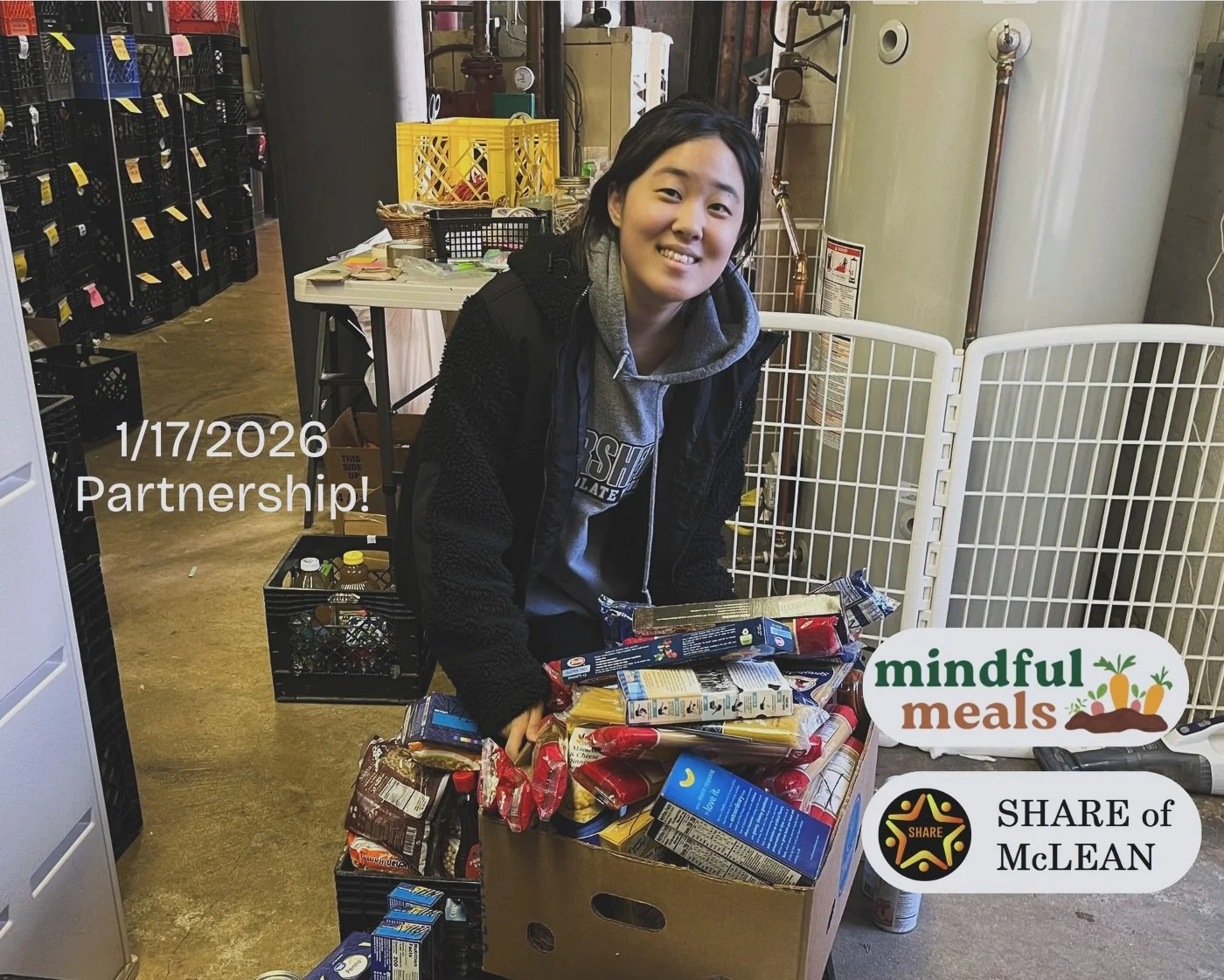Mindful Meals had its great second partnership with SHARE of McLean, sorting and organizing the pantry that serves all locals across McLean! From whole wheat pasta to pinto beans to red quinoa, we were able to manage many superfoods along with other 