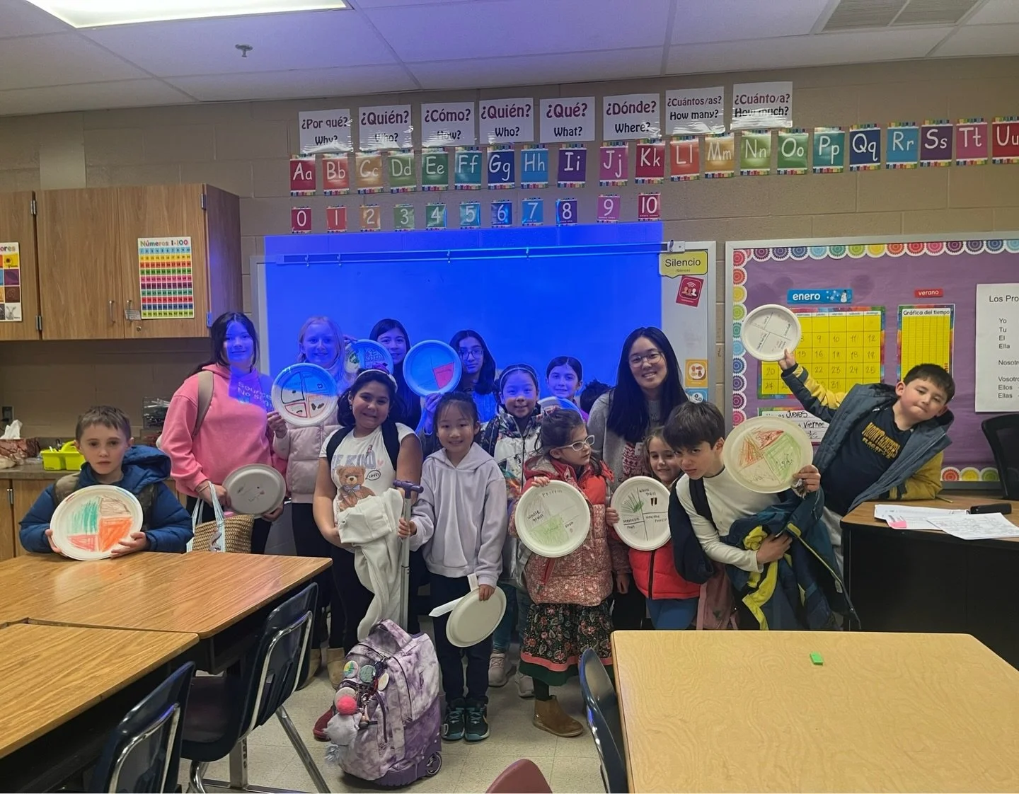 Mindful Meals is officially halfway through its after-school sessions at Franklin Sherman Elementary School! 🎉 For Week 3, our main focus was learning about the Healthy Eating Plate 🍽️🌎💚

We began the session by introducing the concept of &ldquo;