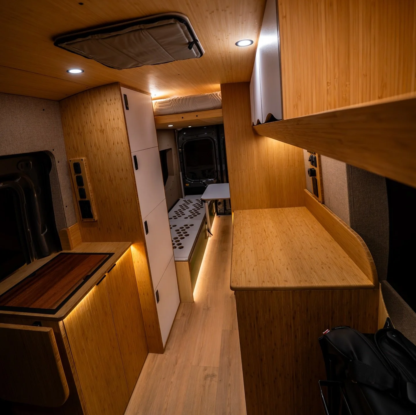 Swipe ⬅️ for light mode ☀️

Our most recent custom build, Raven, continues to shine even after the sun goes down 🌅 

#VanLife #VanConversion #CamperVan #CustomVan #VanBuild