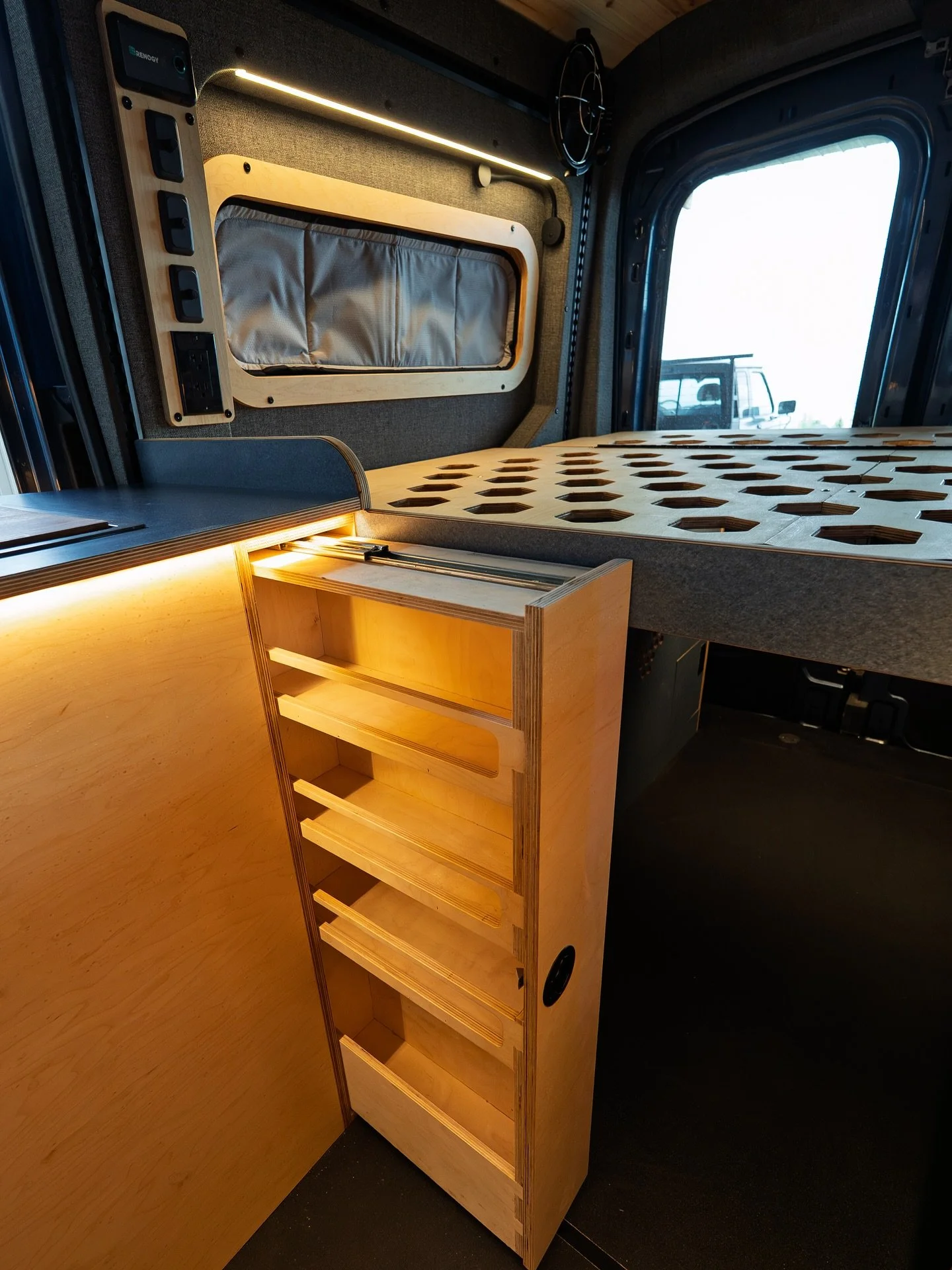 This 136&rdquo; MR Transit snuck out of the shop a week or so ago. She&rsquo;ll be coming back for the finishing touches but until then enjoy some detail shots we snagged the day it rolled out ✨ Knowing how much we packed into this rig it&rsquo;s ama