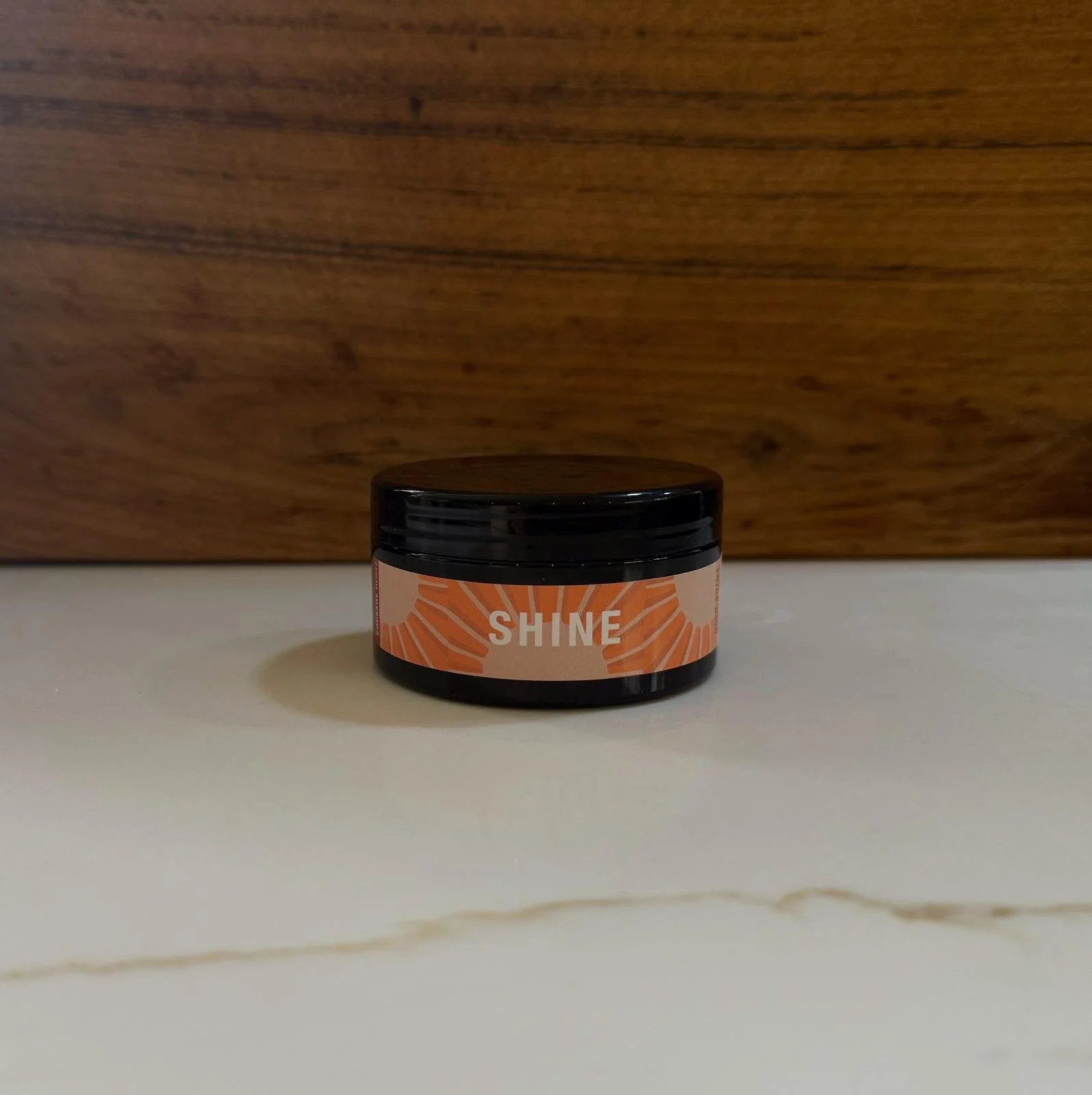 shine pomade hair product from Courage | Noble barbershop