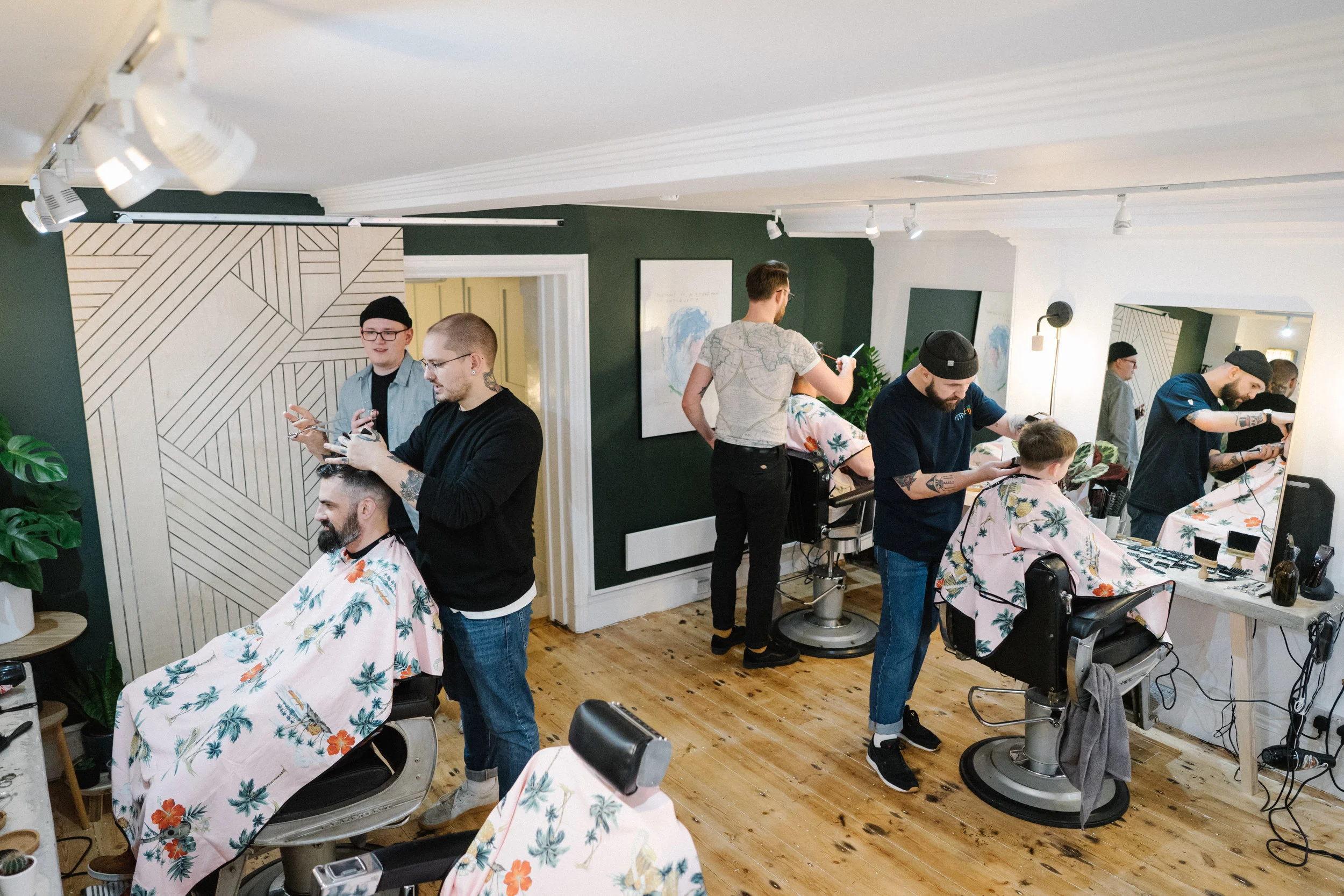 Courage Noble Barbershop St Giles