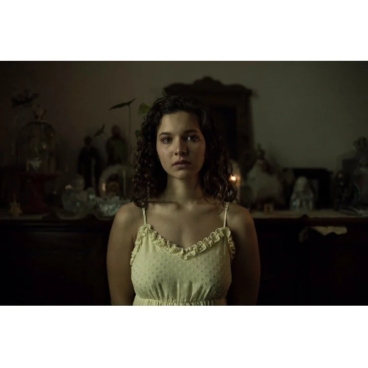 Un still de un v&iacute;deo que hice hace un rato .
.
.
.
.
.
.
.
.
.
.
.
#filmphotomag #photofilmy #framez #cinebible #SPiCollective #takemagazine #reframedmag #phornography #sreetphotographersmagazine #cinematographer #vsco #thinkverylittle #photoc