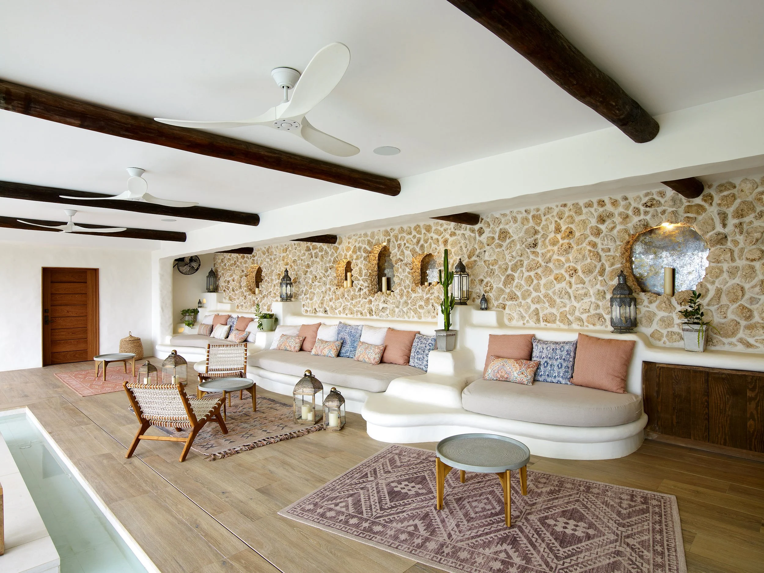 Tara House Interiors 022.jpg