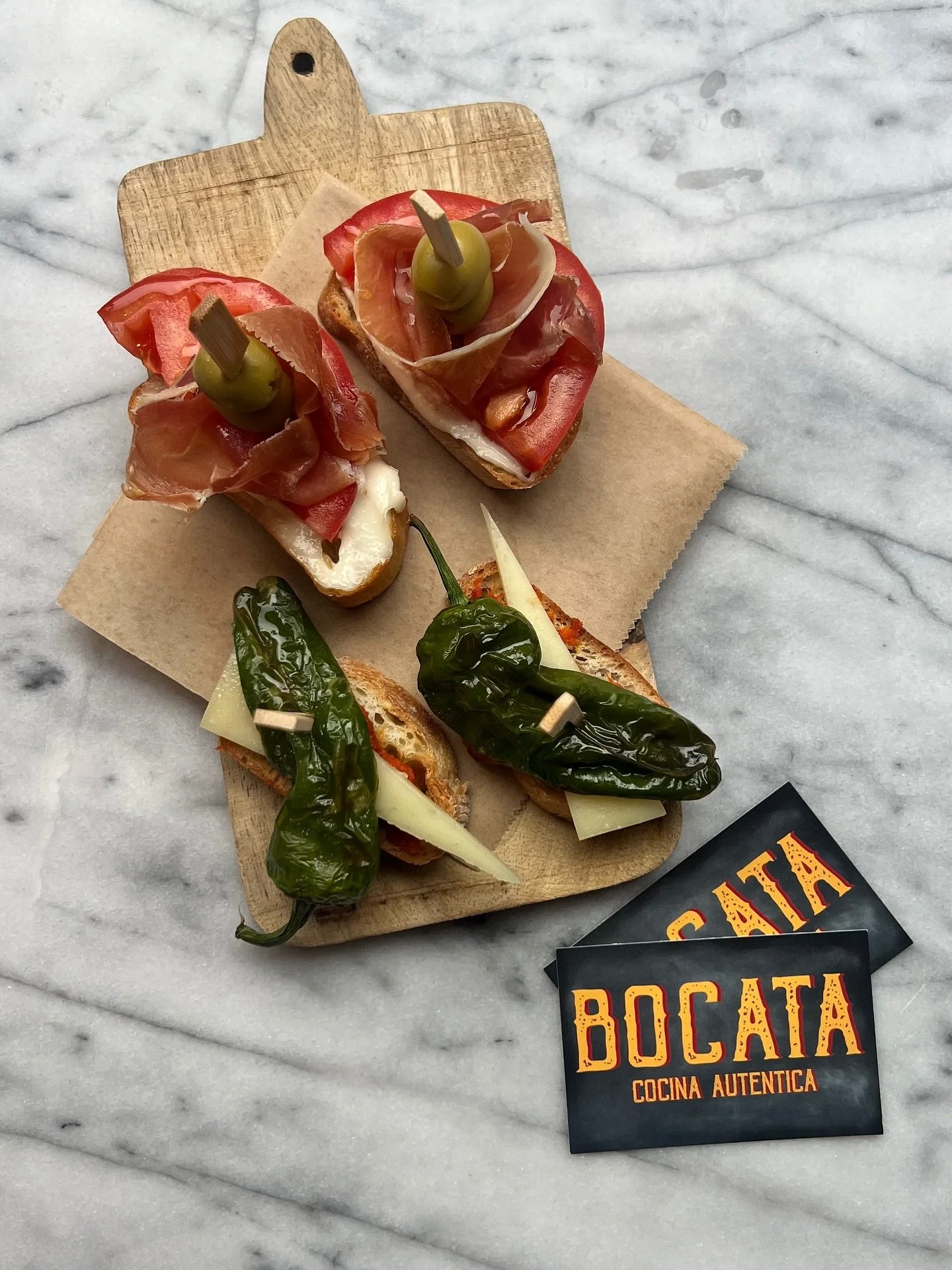 Pinchos voor je bedrijfsborrel op locatie &oacute;f bijvoorbeeld bij @cafe_domkop ?