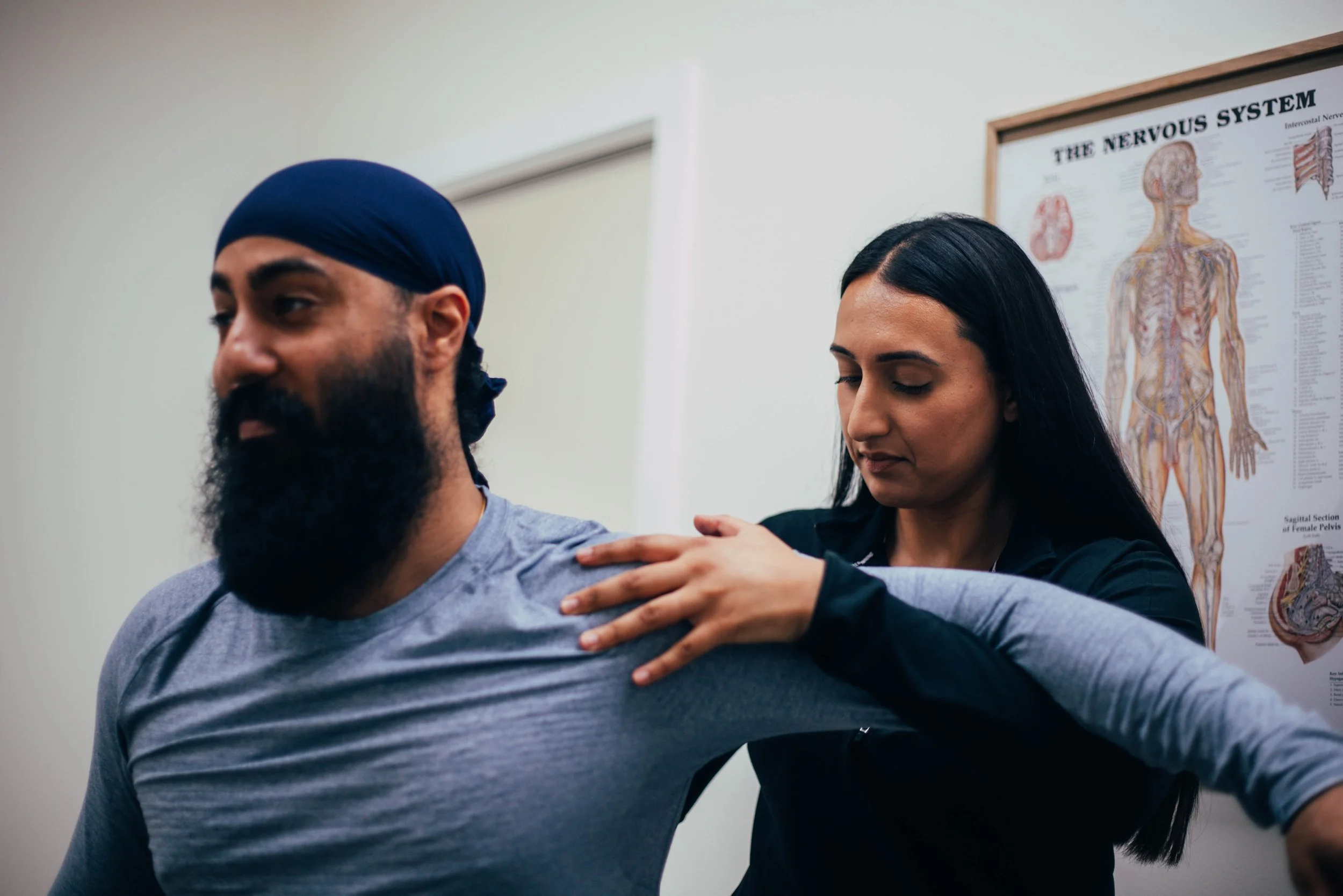 Brampton Chiropractor Treating a Shoulder Injury