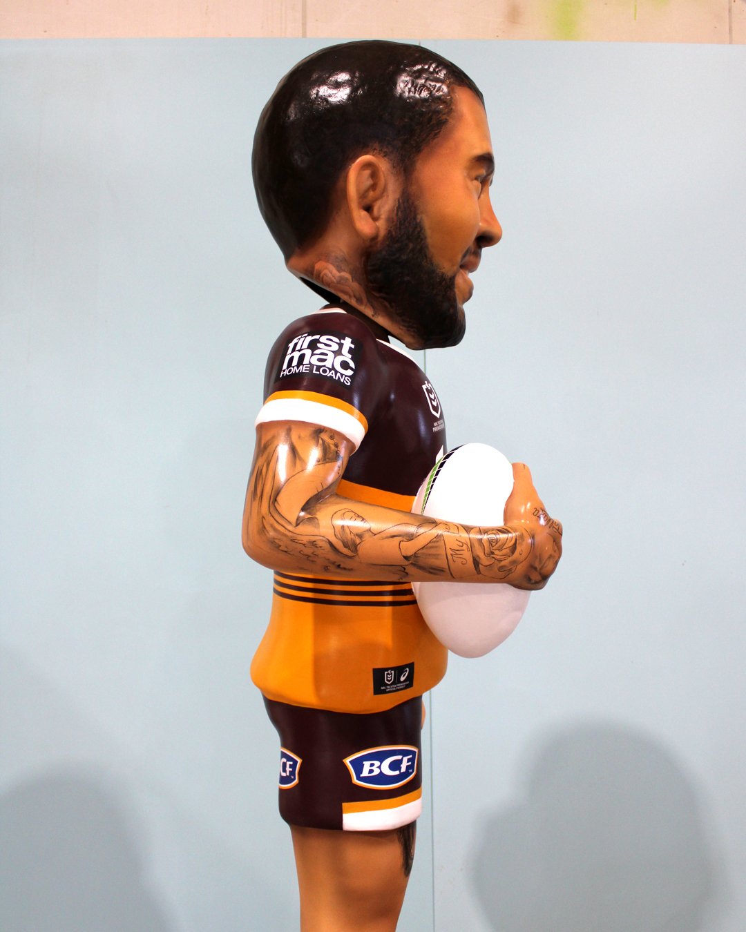 bobblehead-adamreynolds-right-6990.jpg