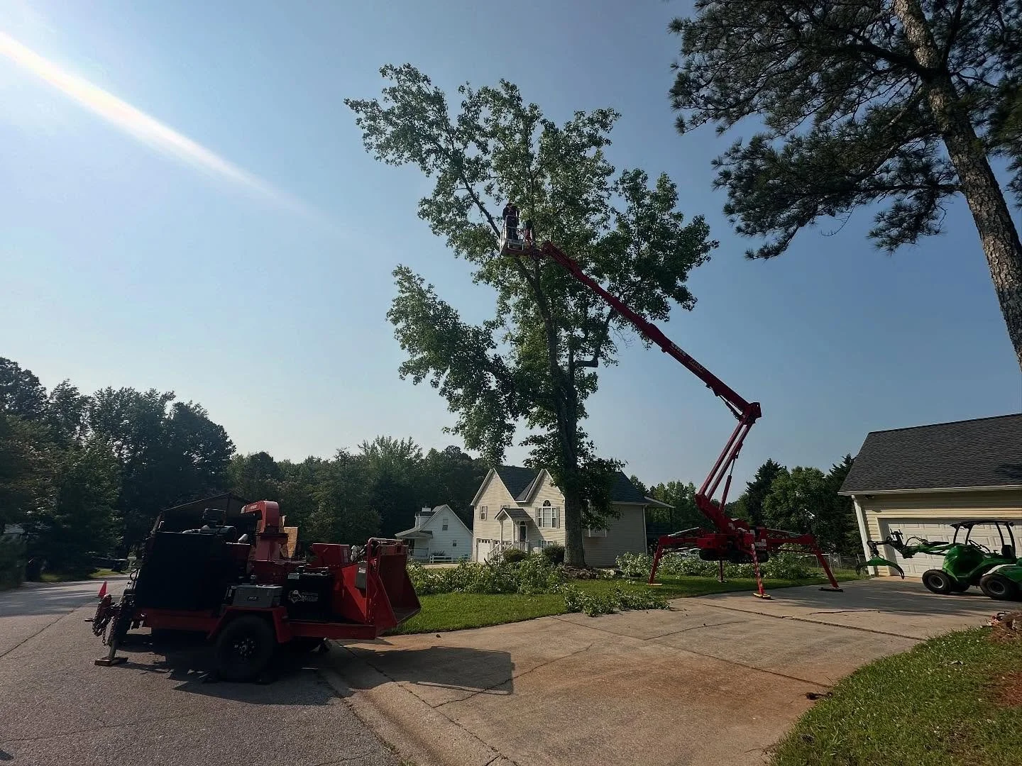 A sweet gum tree along with several pines we took down a while back along with stump grinding! The new lift makes quick work of these trees now days! #topnotchcuts #treeservice #treeremoval #westga #villaricaga #cmc72hdarborpro #stumpgrinding