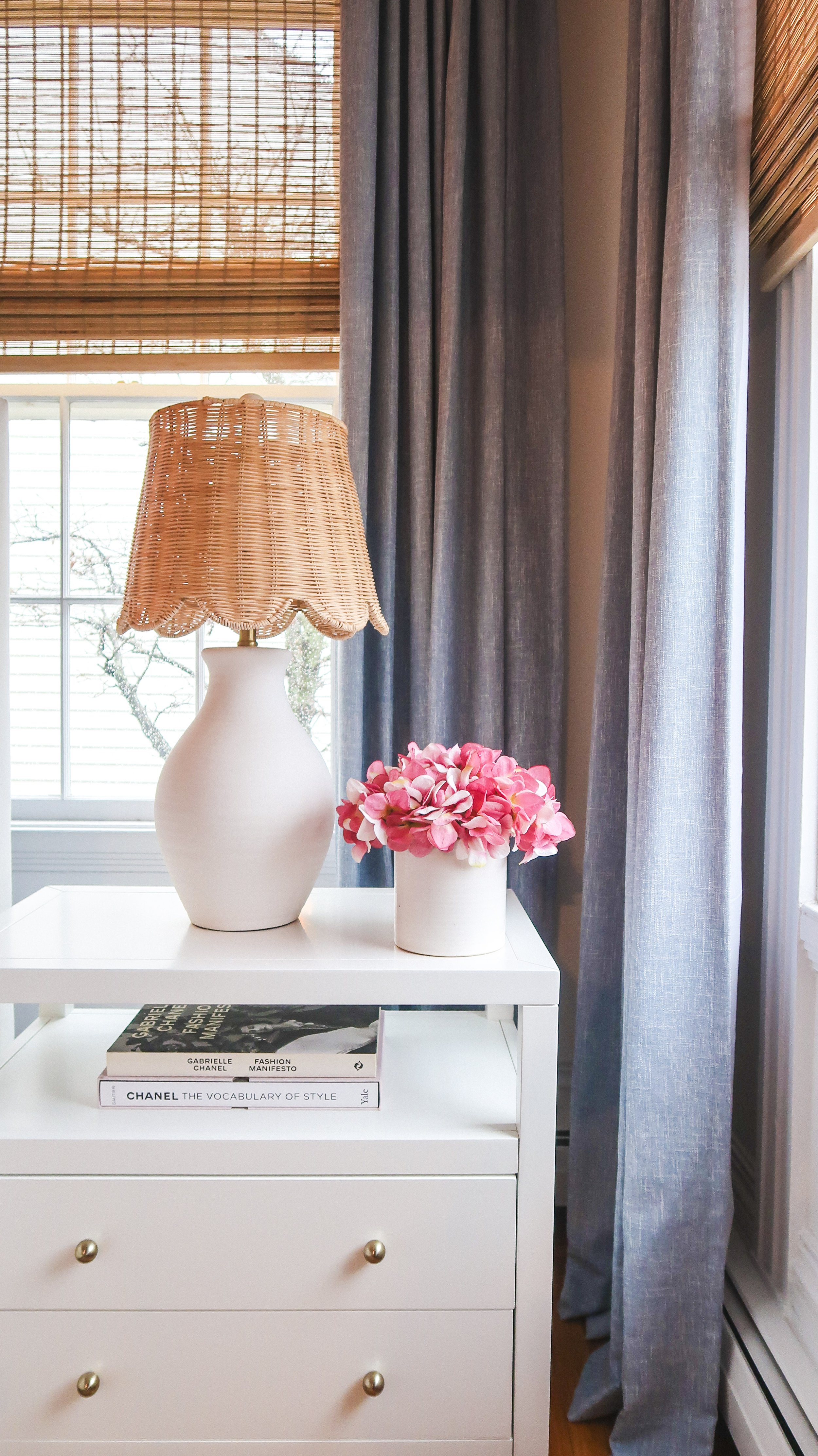 Coastal bedroom interior design with neutral palette by SPACE. Design