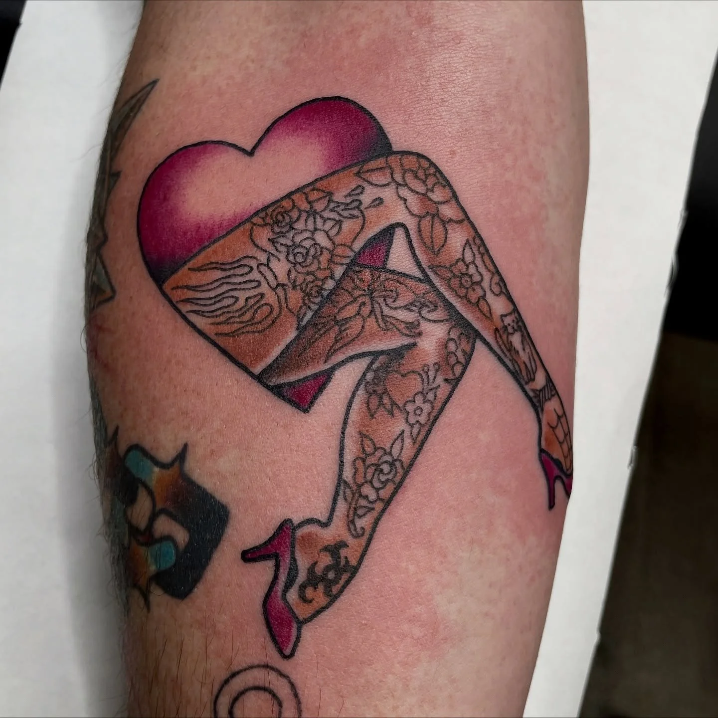 So excited I finally got to tattoo this flash piece, coincidentally the same piece I chose to paint for the Flying Panther art show! Thanks Scotty! Email me for appointments, check my scheduling highlight for details