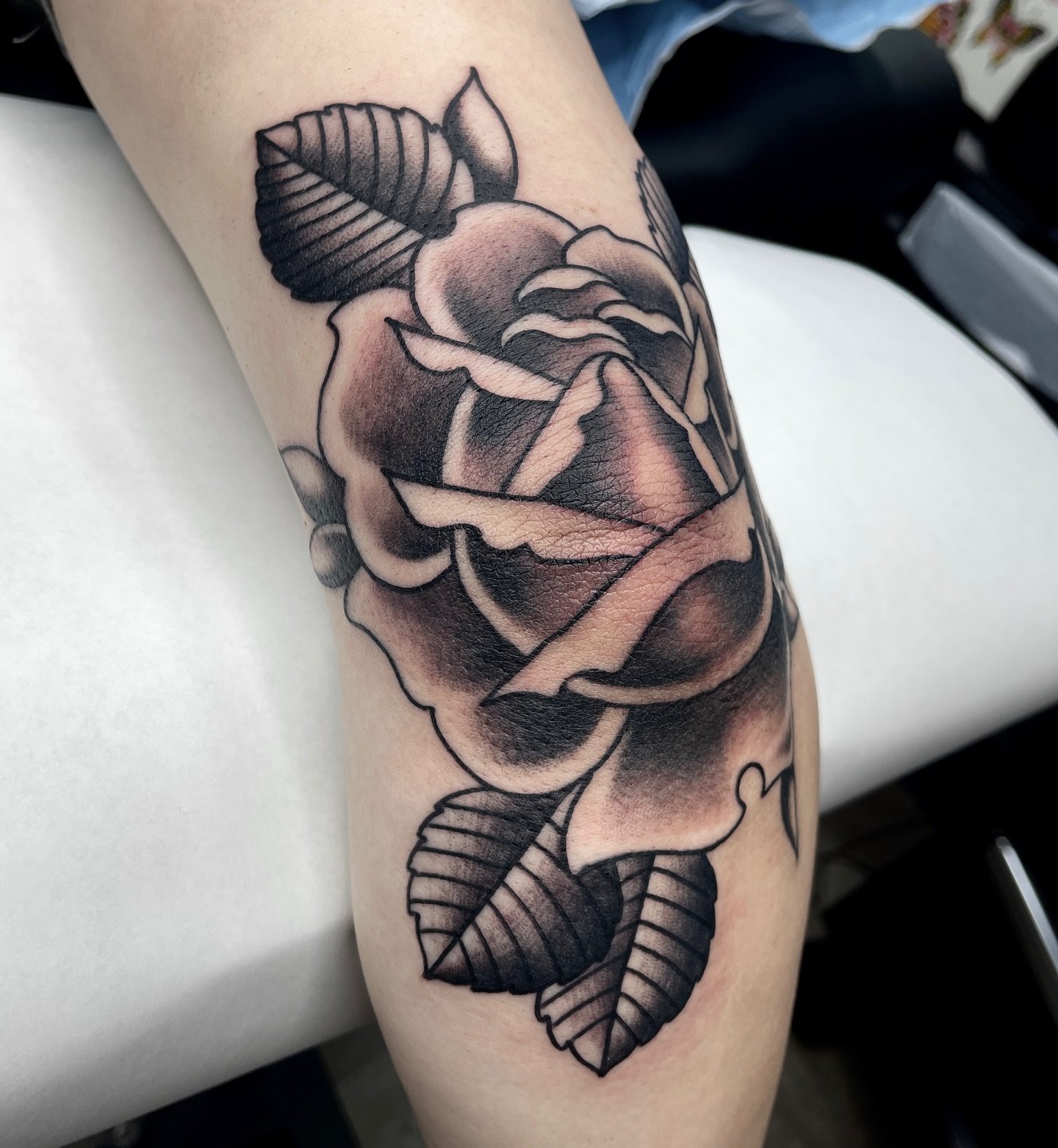 Elbow roses never go out of style. Email me for appointments, check my scheduling highlight for details