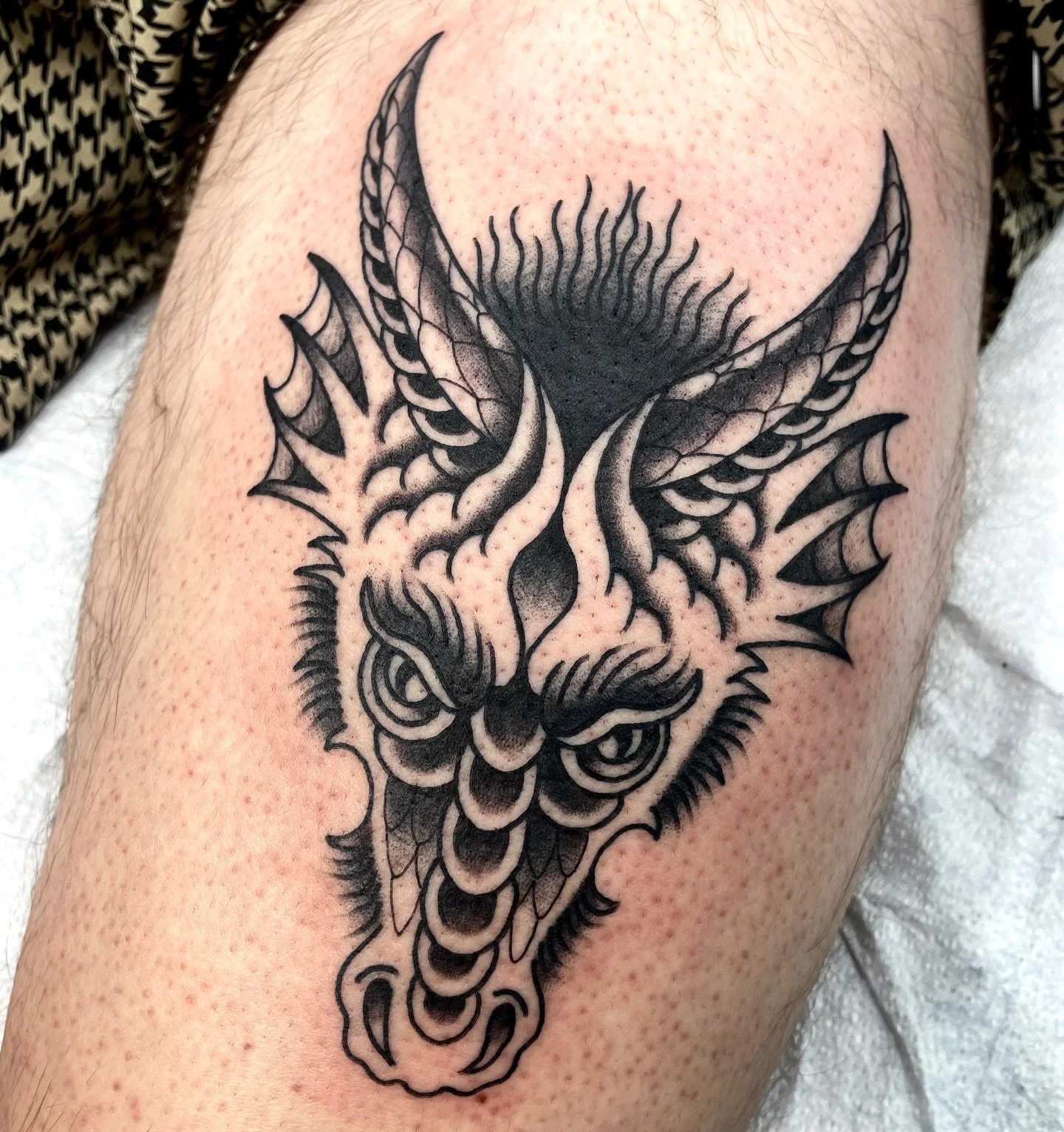 Dragon from my flash, I would love to do more dragons, big or small! Email me for appointments, check my scheduling highlight for details