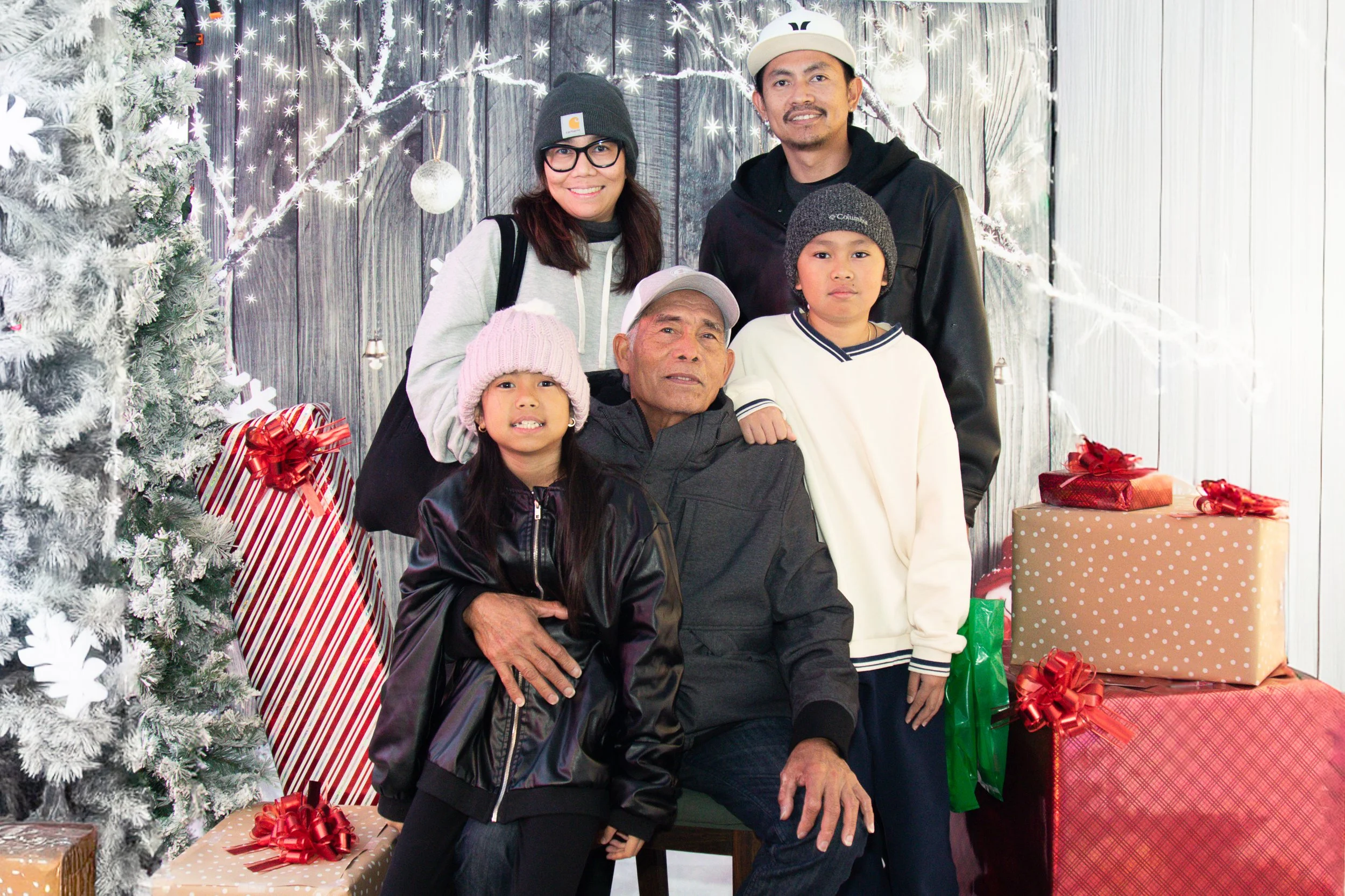 Marrisa Tuer Christmas Event 2025-065.jpg
