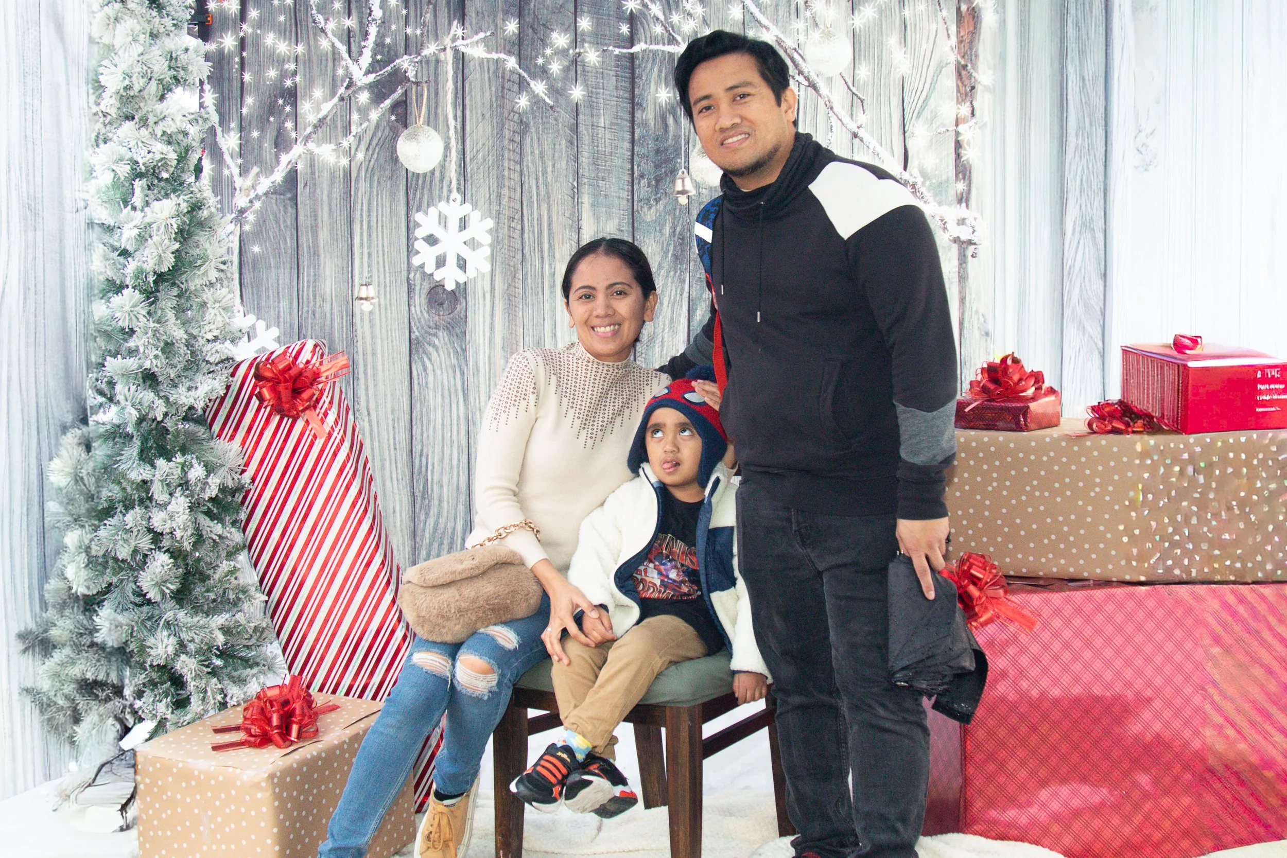 Marrisa Tuer Christmas Event 2025-053.jpg