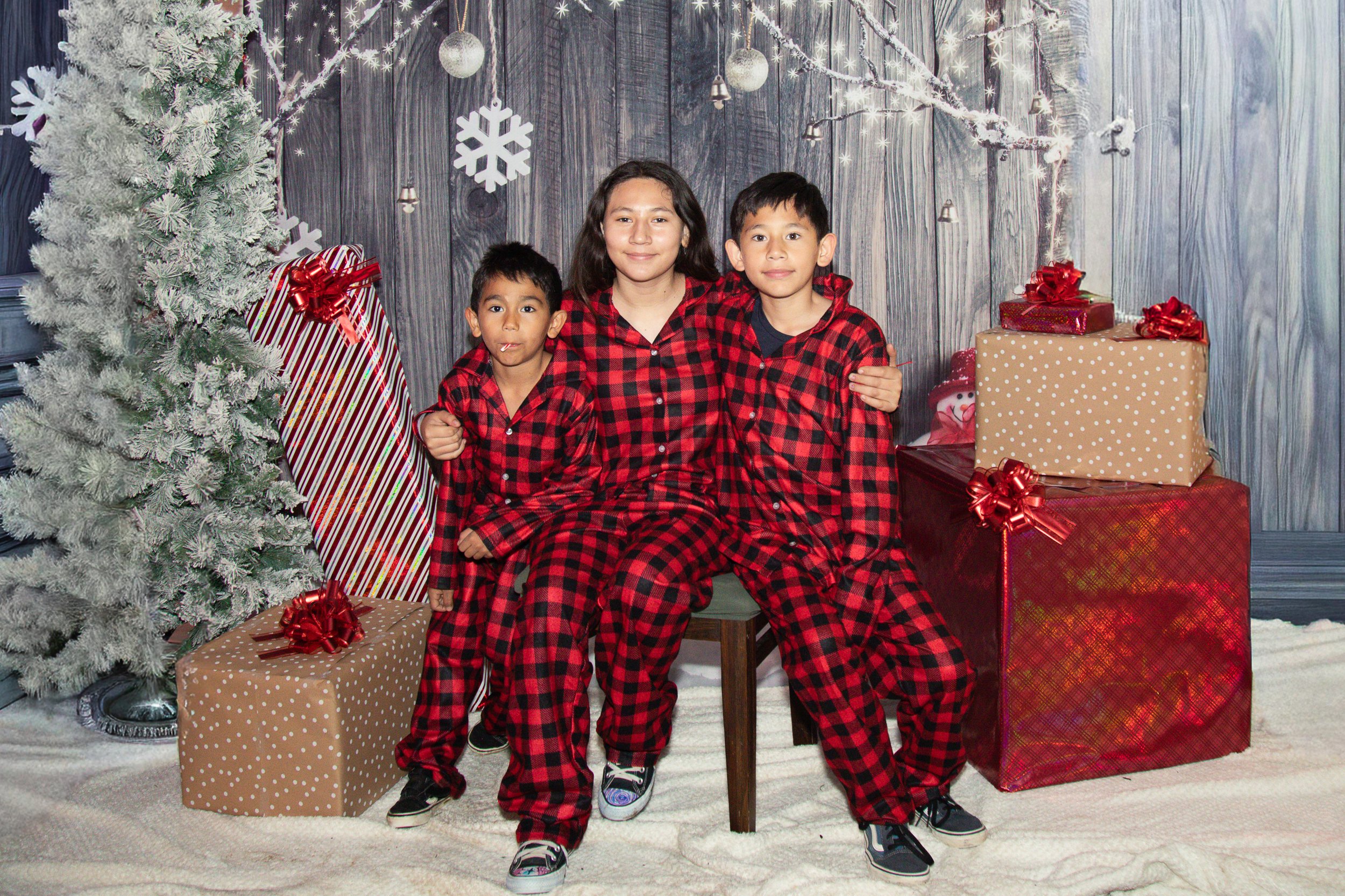 Marrisa Tuer Christmas Event 2025-078.jpg