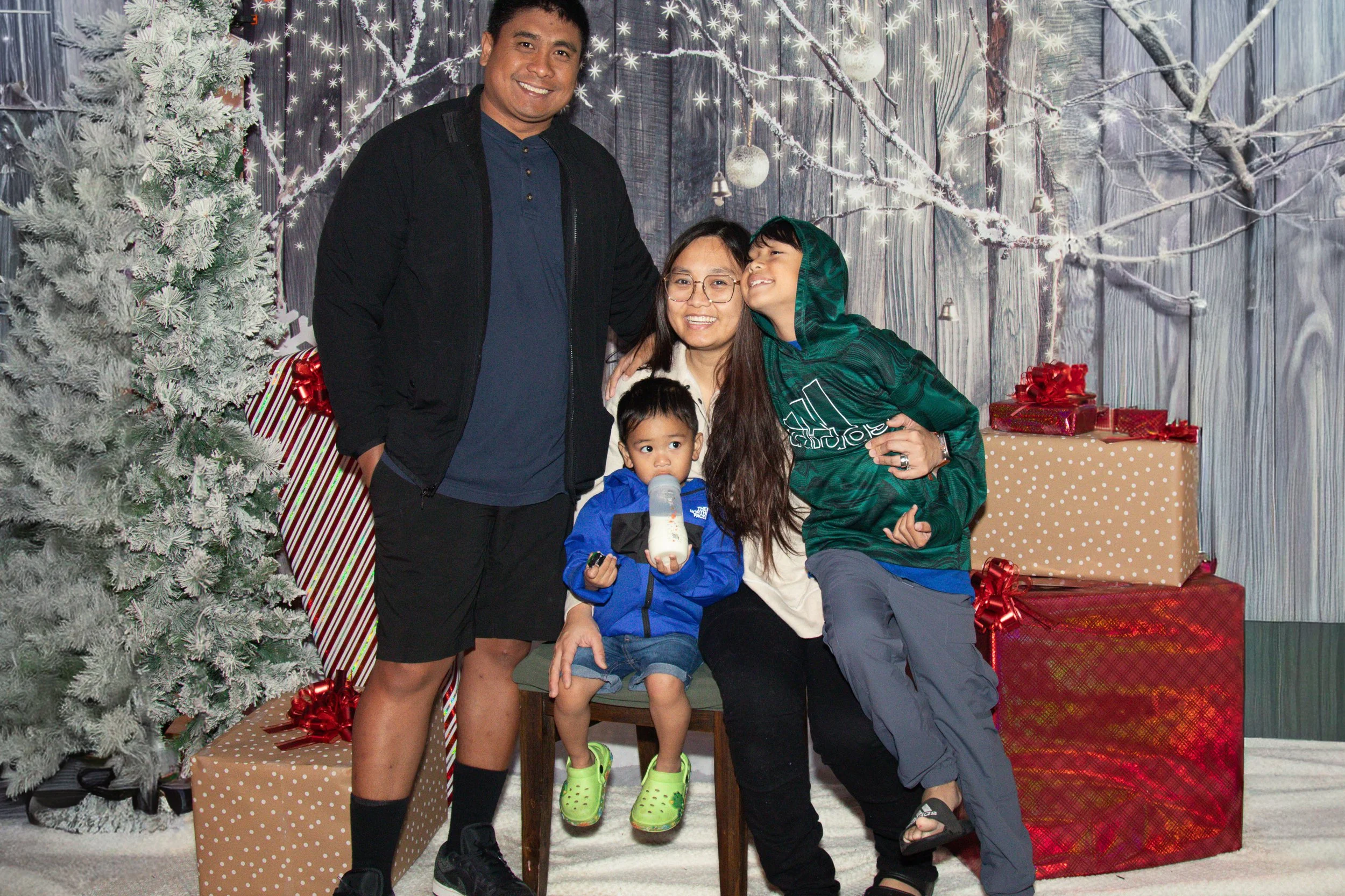 Marrisa Tuer Christmas Event 2025-081.jpg