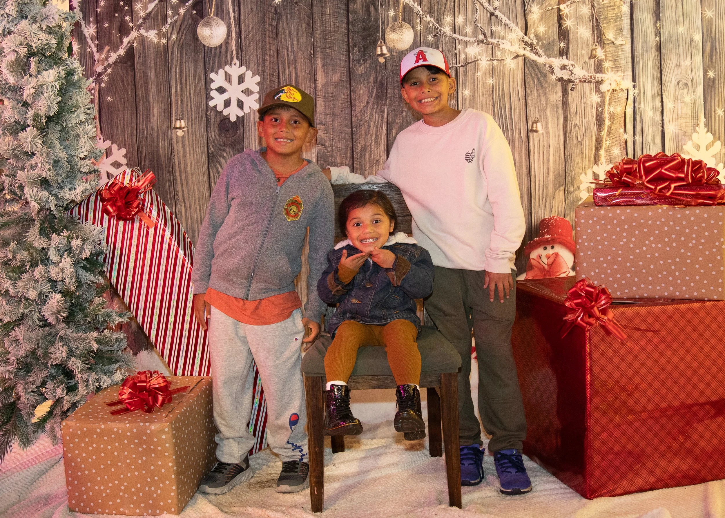 Marrisa Tuer Christmas Event 2025-112.jpg