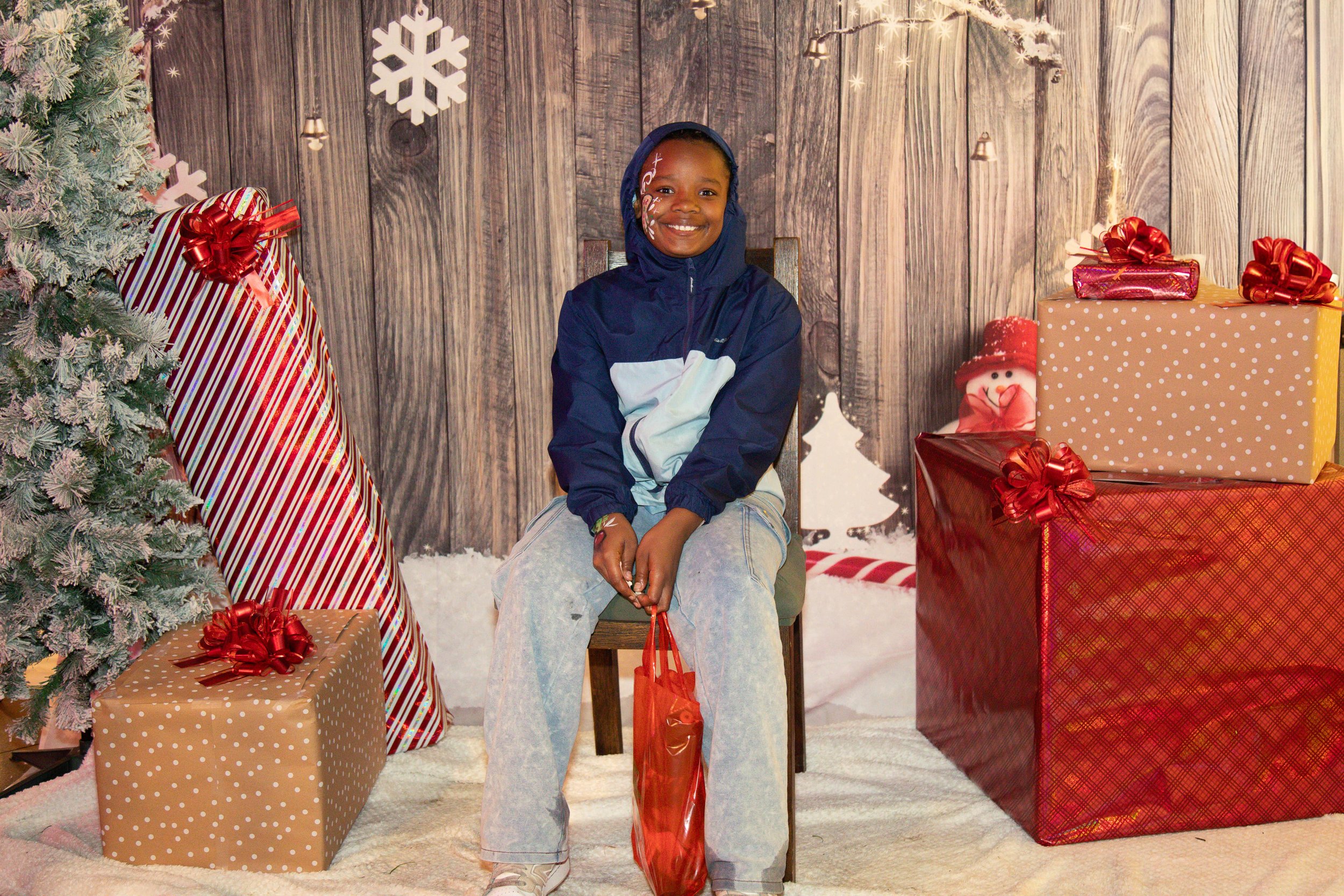 Marrisa Tuer Christmas Event 2025-097-min.jpg