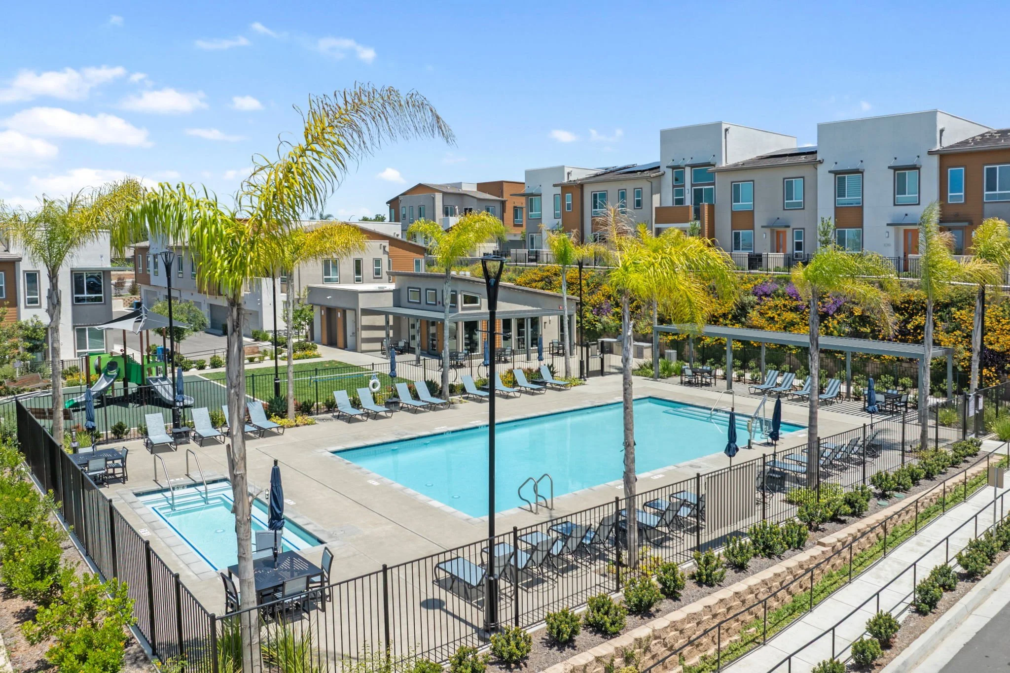 42-web-or-mls-1060 Kendale Way Vista, Ca - 42.jpeg